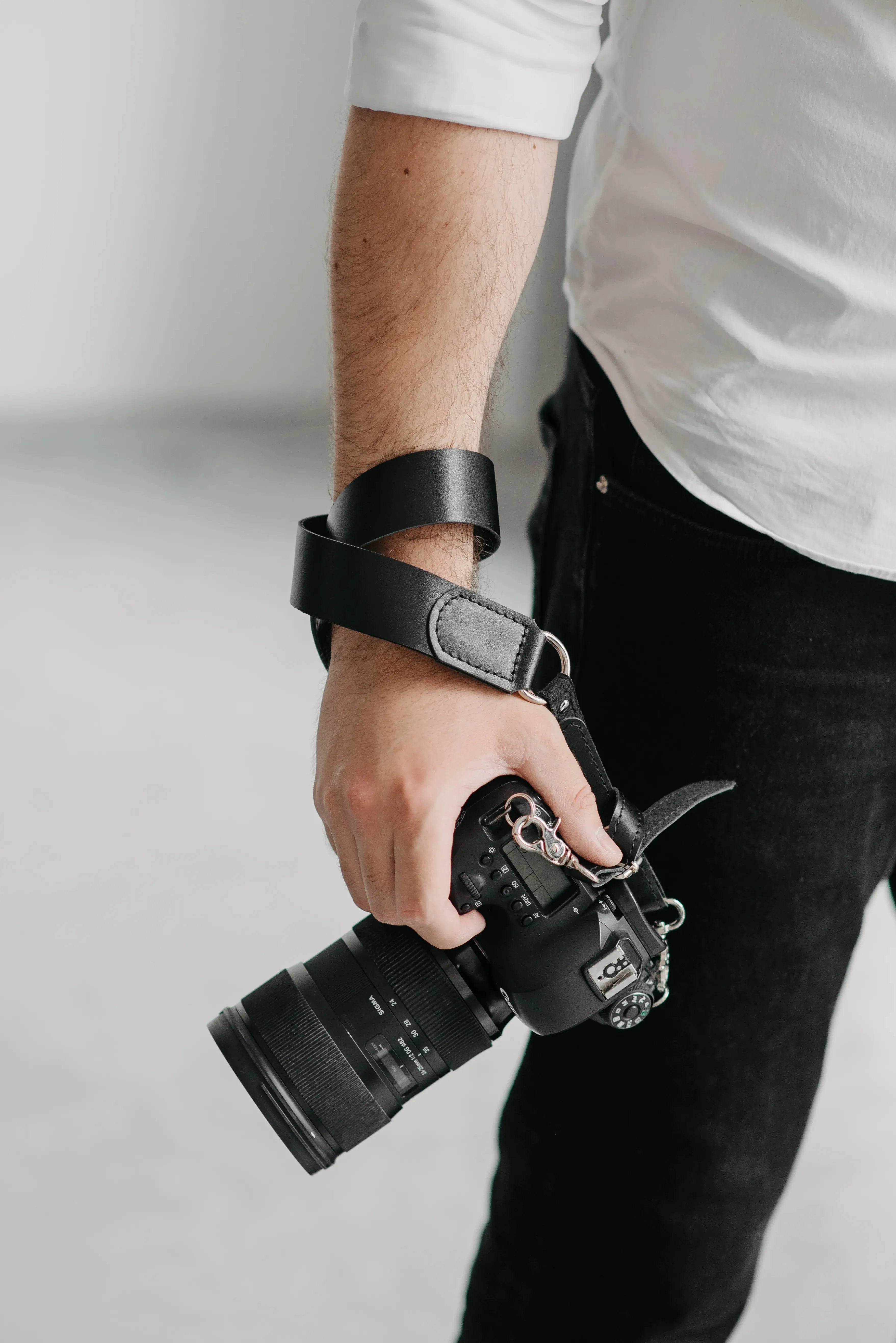 Leather Camera Strap | Black - Wenderfarer