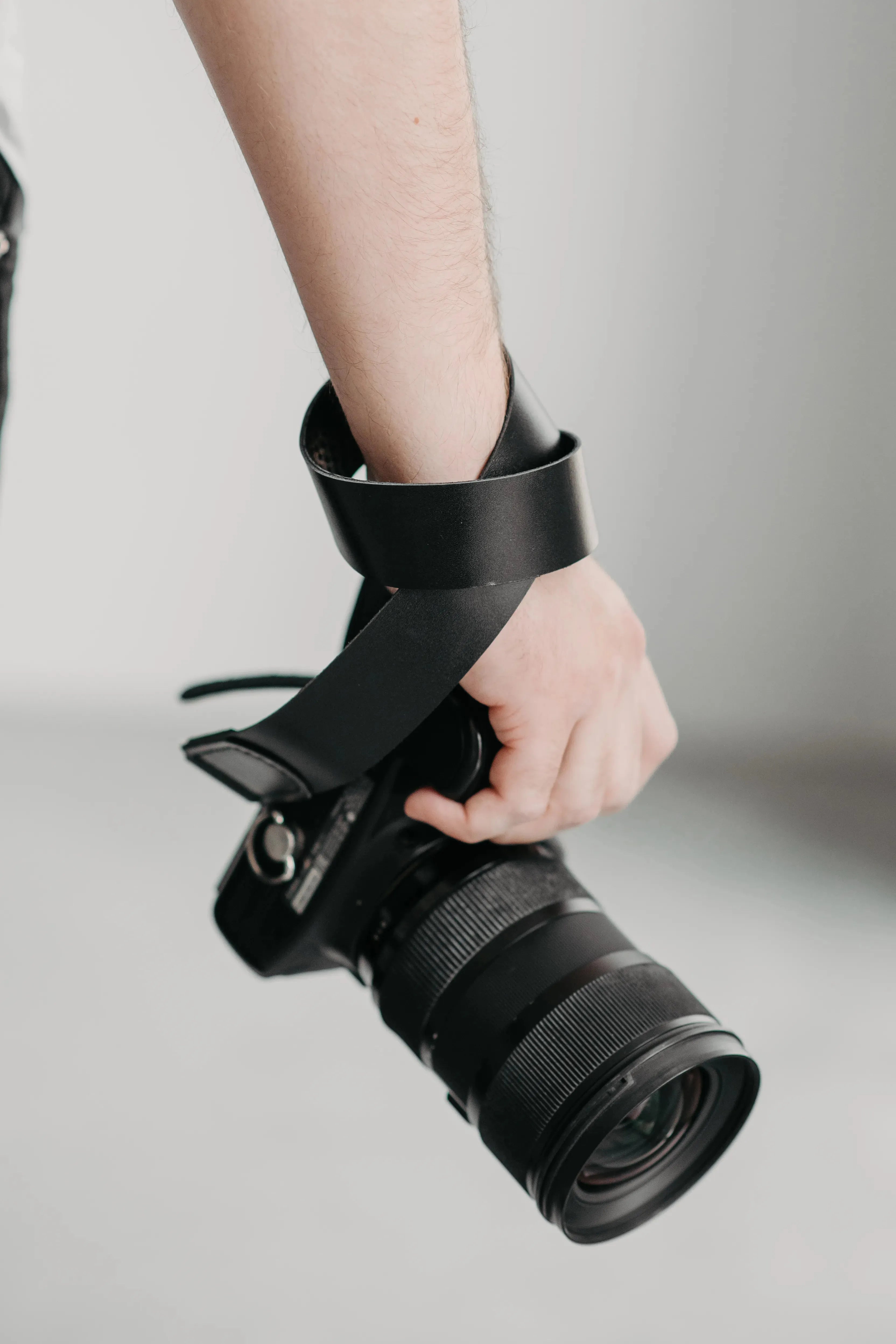 Leather Camera Strap | Black - Wenderfarer