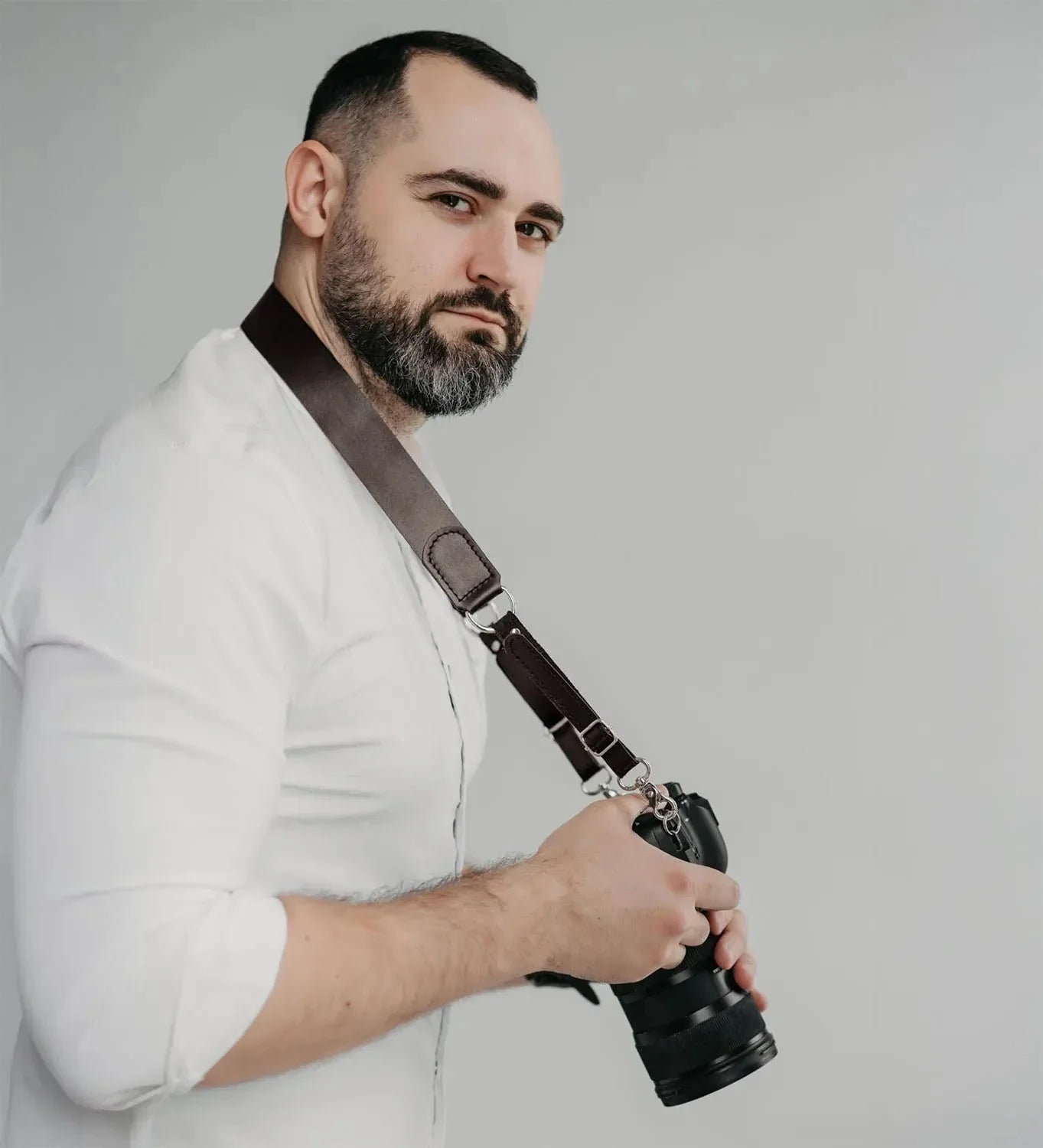 Leather Camera Neck Strap – Adjustable for DSLR & Mirrorless Cameras