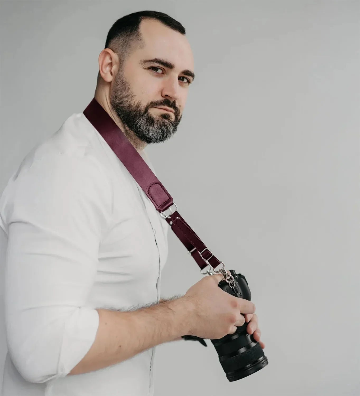 Leather Camera Neck Strap – Adjustable for DSLR & Mirrorless Cameras