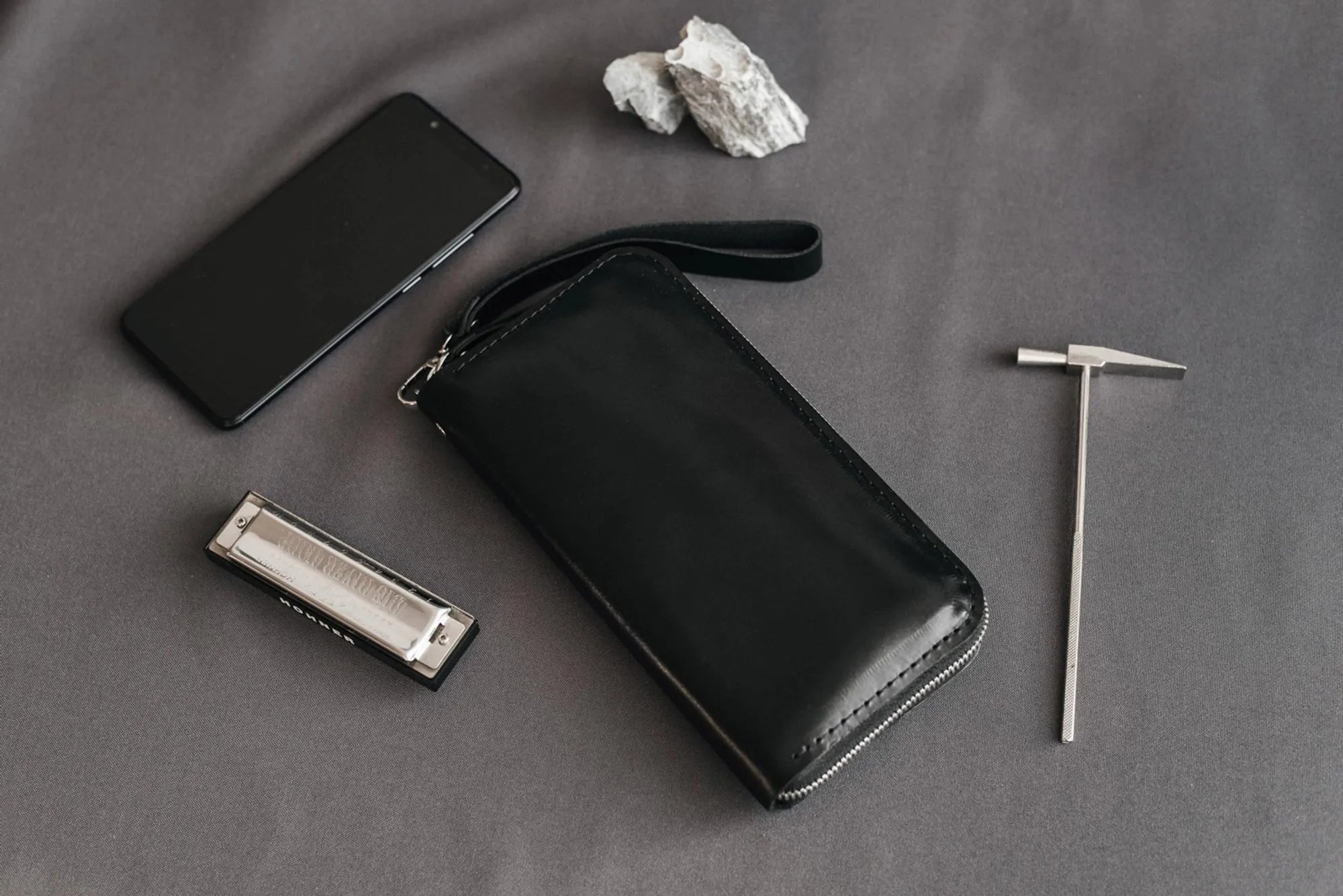 Zip Leather Clutch Wallet | Smooth Black - Wenderfarer