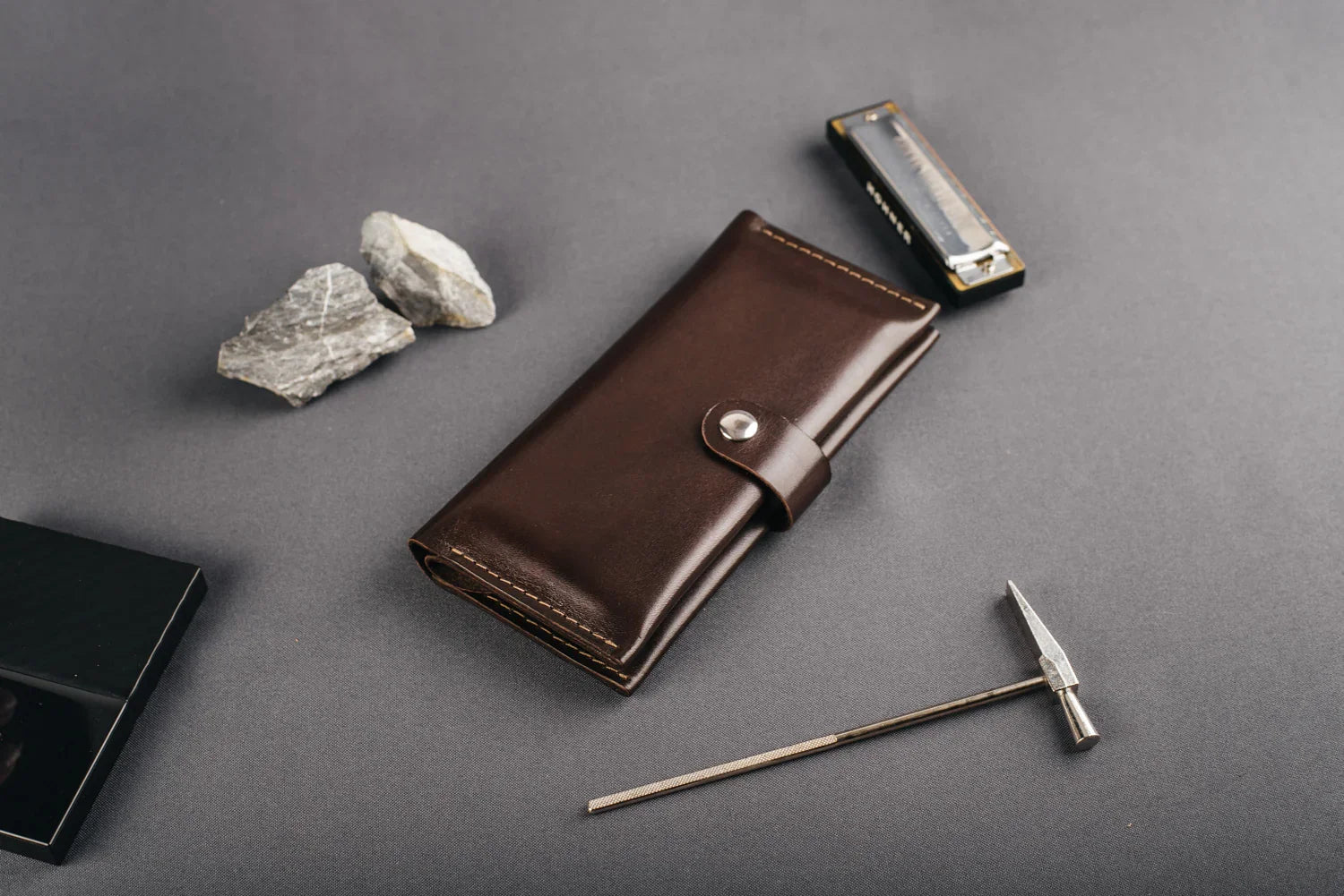 Classic Long Wallet β Smooth Leather & Snap Button