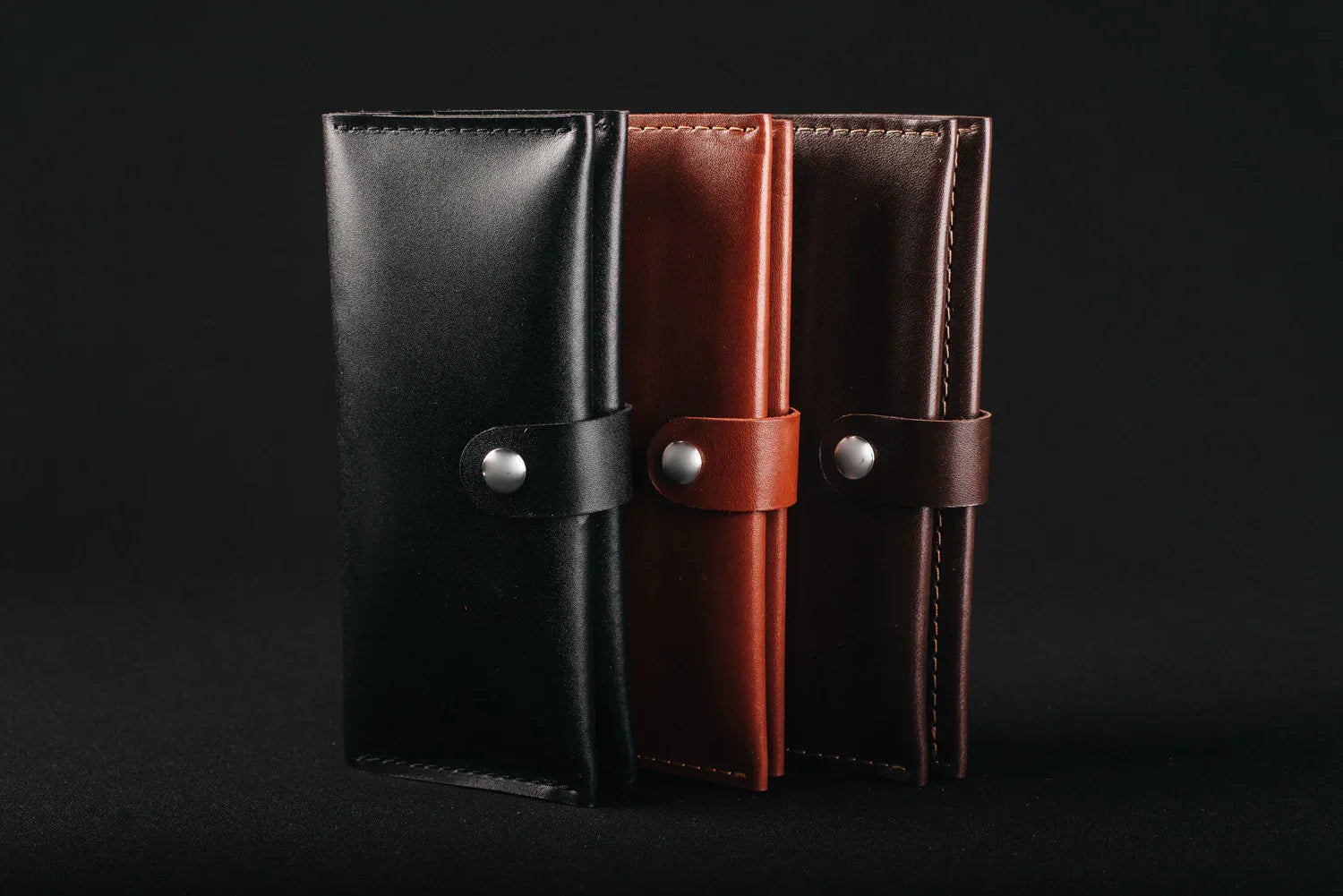 Classic Long Wallet β Smooth Leather & Snap Button