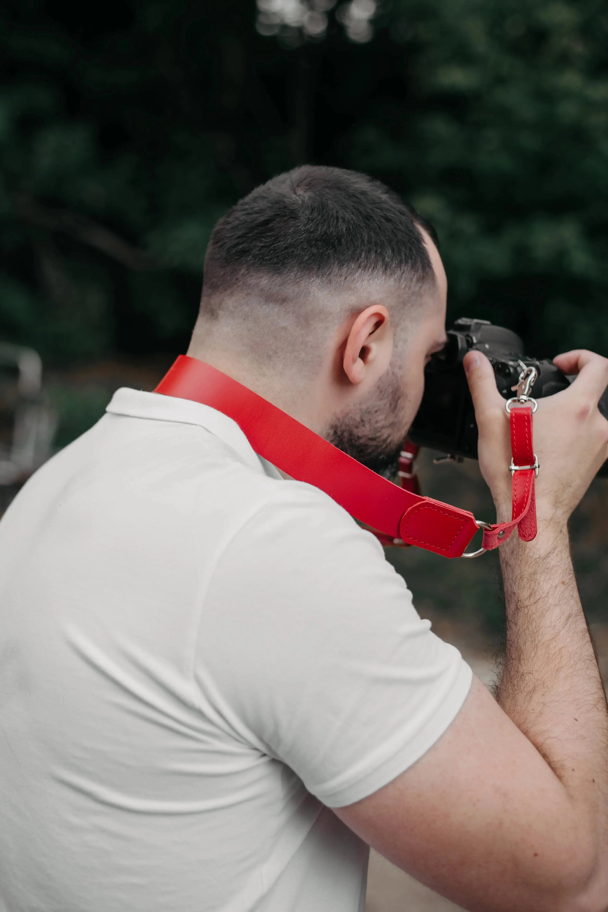Leather Camera Neck Strap – Adjustable for DSLR & Mirrorless Cameras