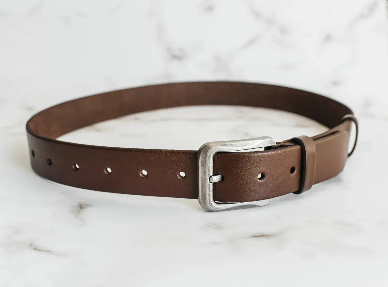 Men’s 1.5" Veg-Tanned Leather Belt with Antique Silver Buckle