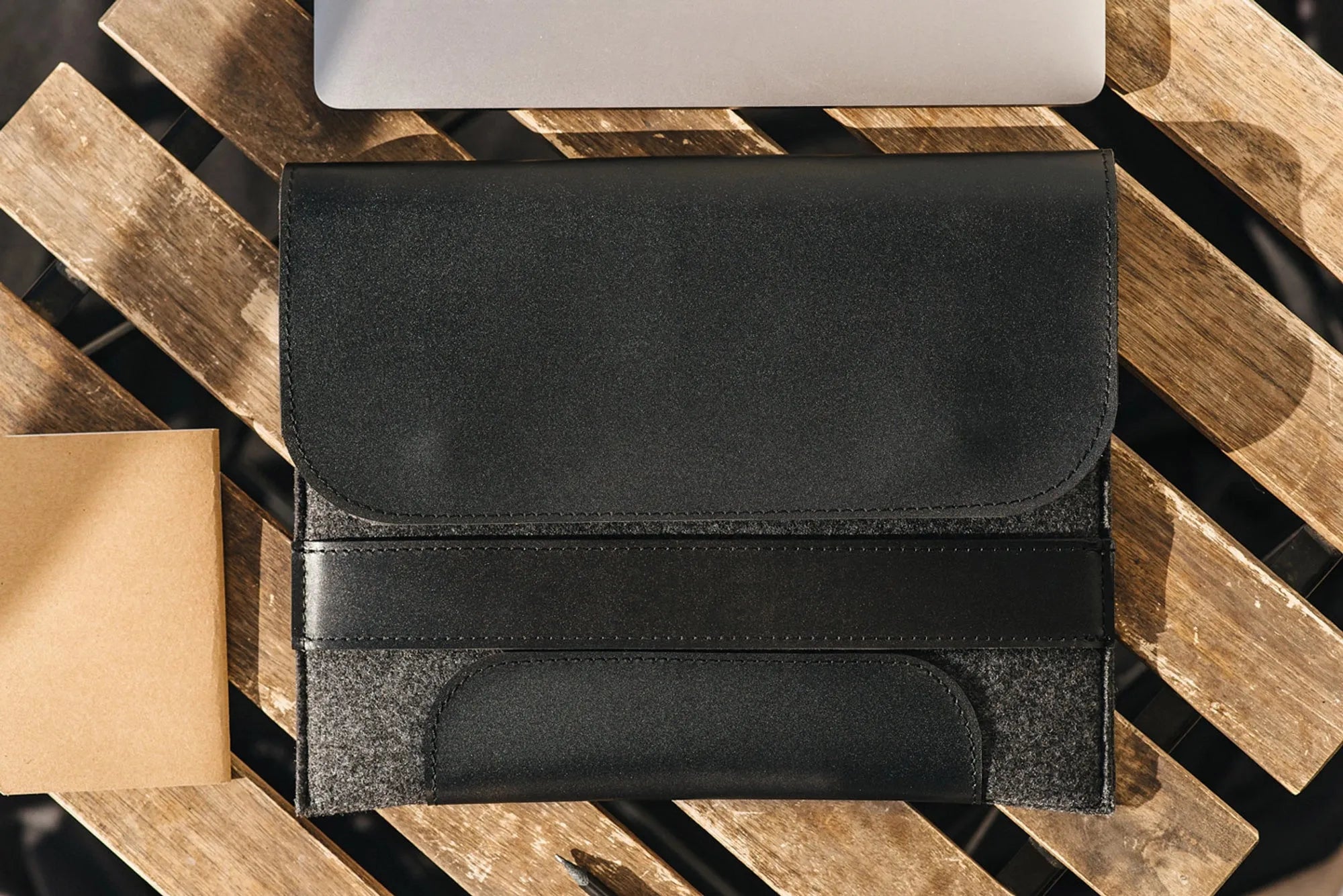 Leather & Wool MacBook Case | Smooth Black - Wenderfarer