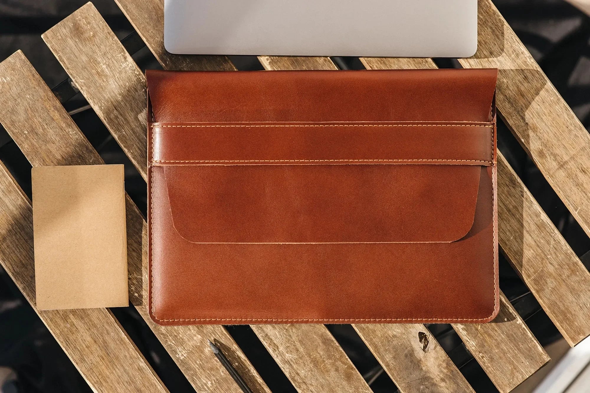 Timeless Leather MacBook Sleeve – All Sizes with Felt Lining