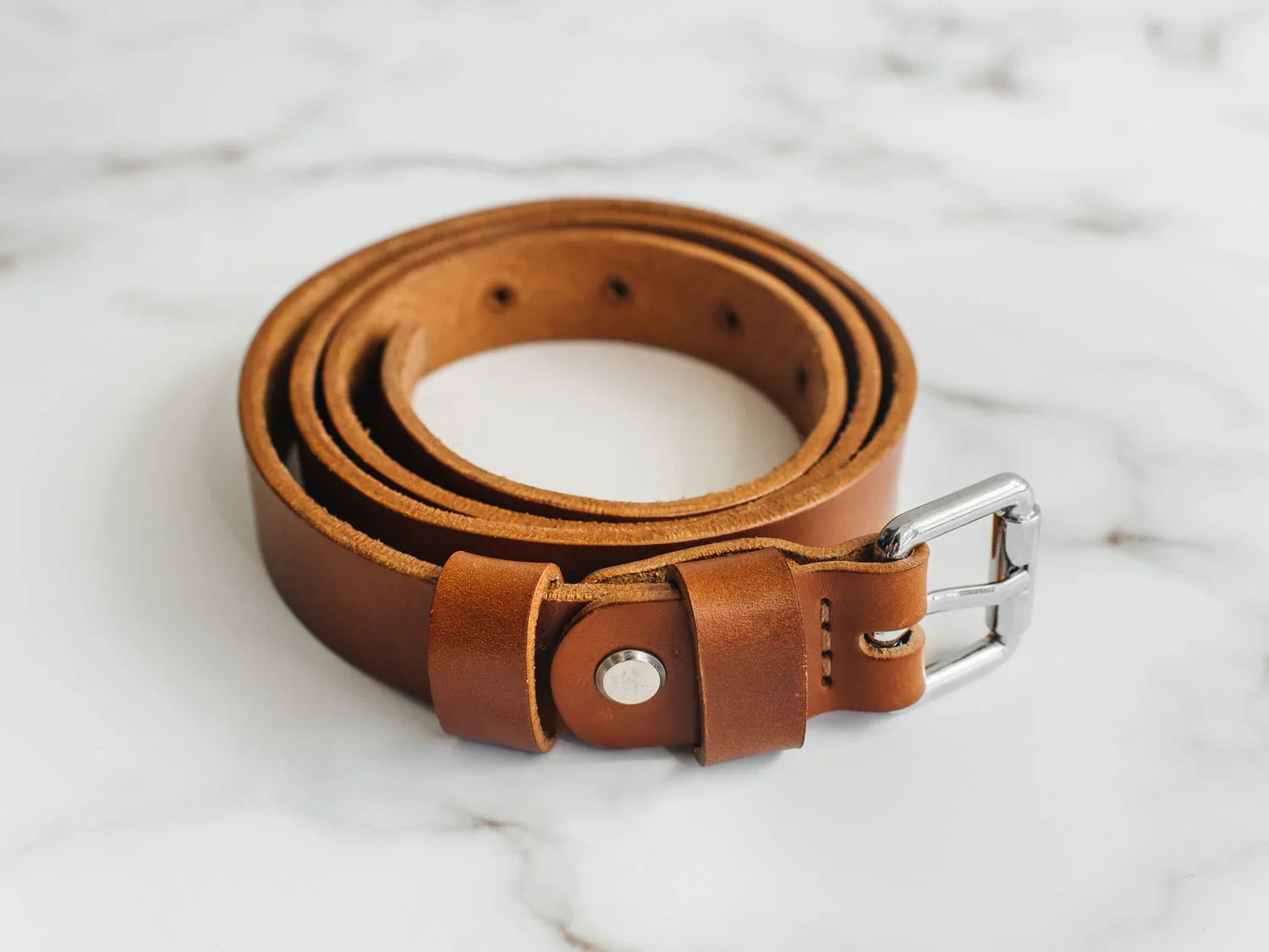 Women's Veg-Tanned Leather Belt – 1” Wide with Elegant Silver Buckle