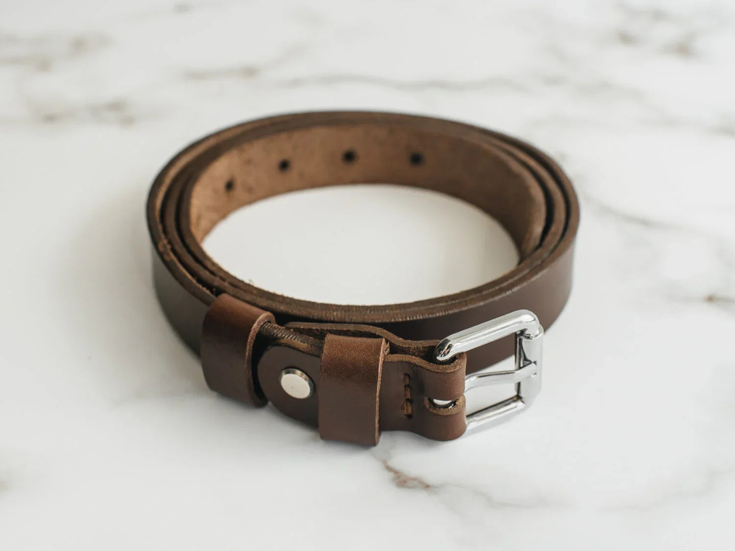 Women's Veg-Tanned Leather Belt – 1” Wide with Elegant Silver Buckle
