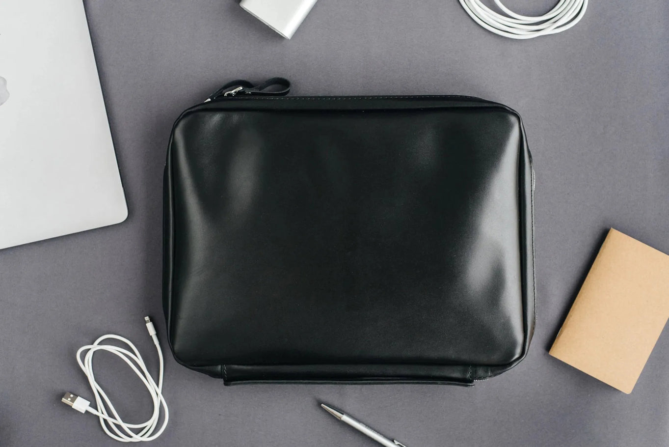 Leather A4 Tech Folio Organizer | Black - Wenderfarer