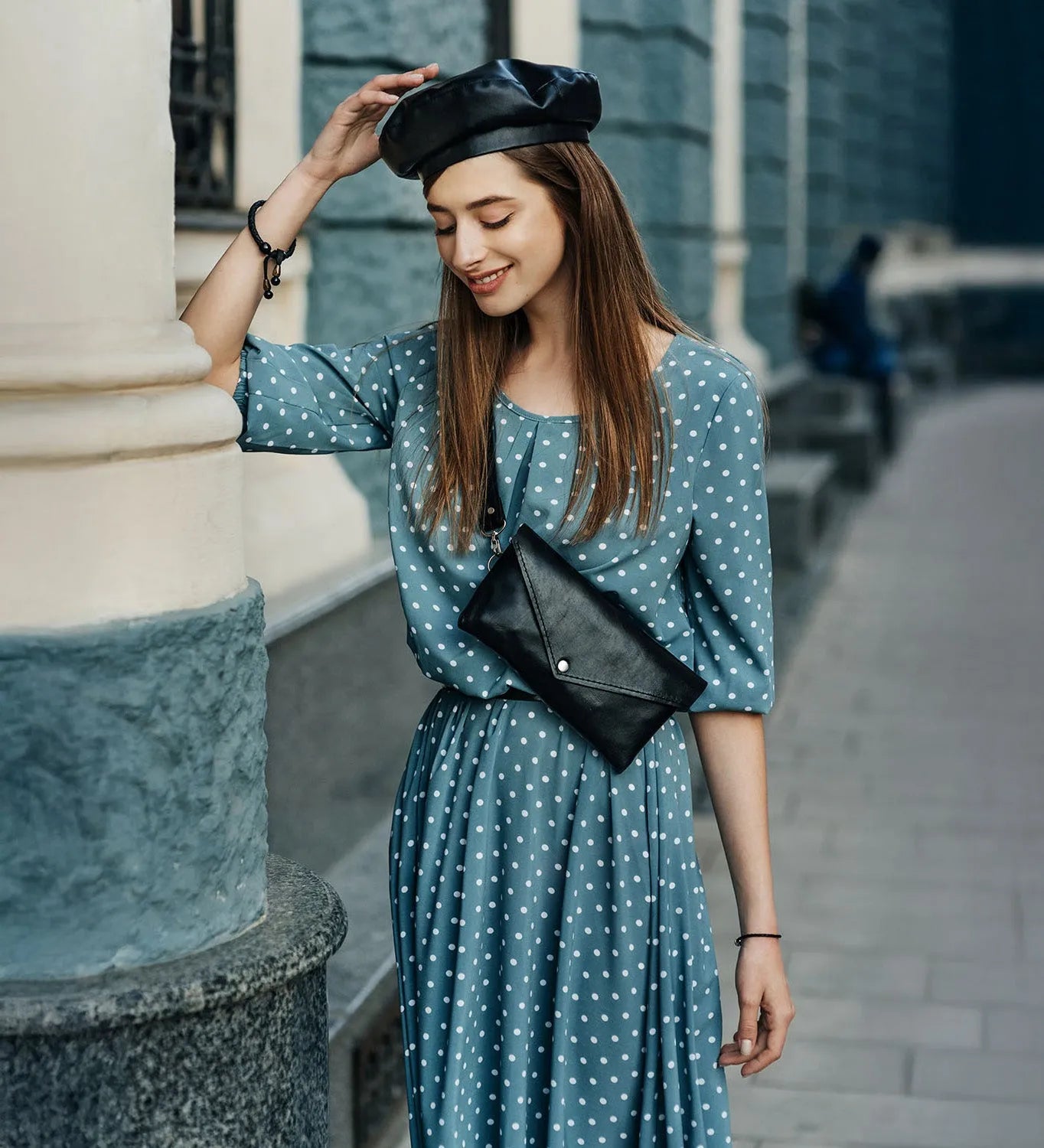 Convertible Leather Waist Bag – Women's Crossbody & Belt Pouch