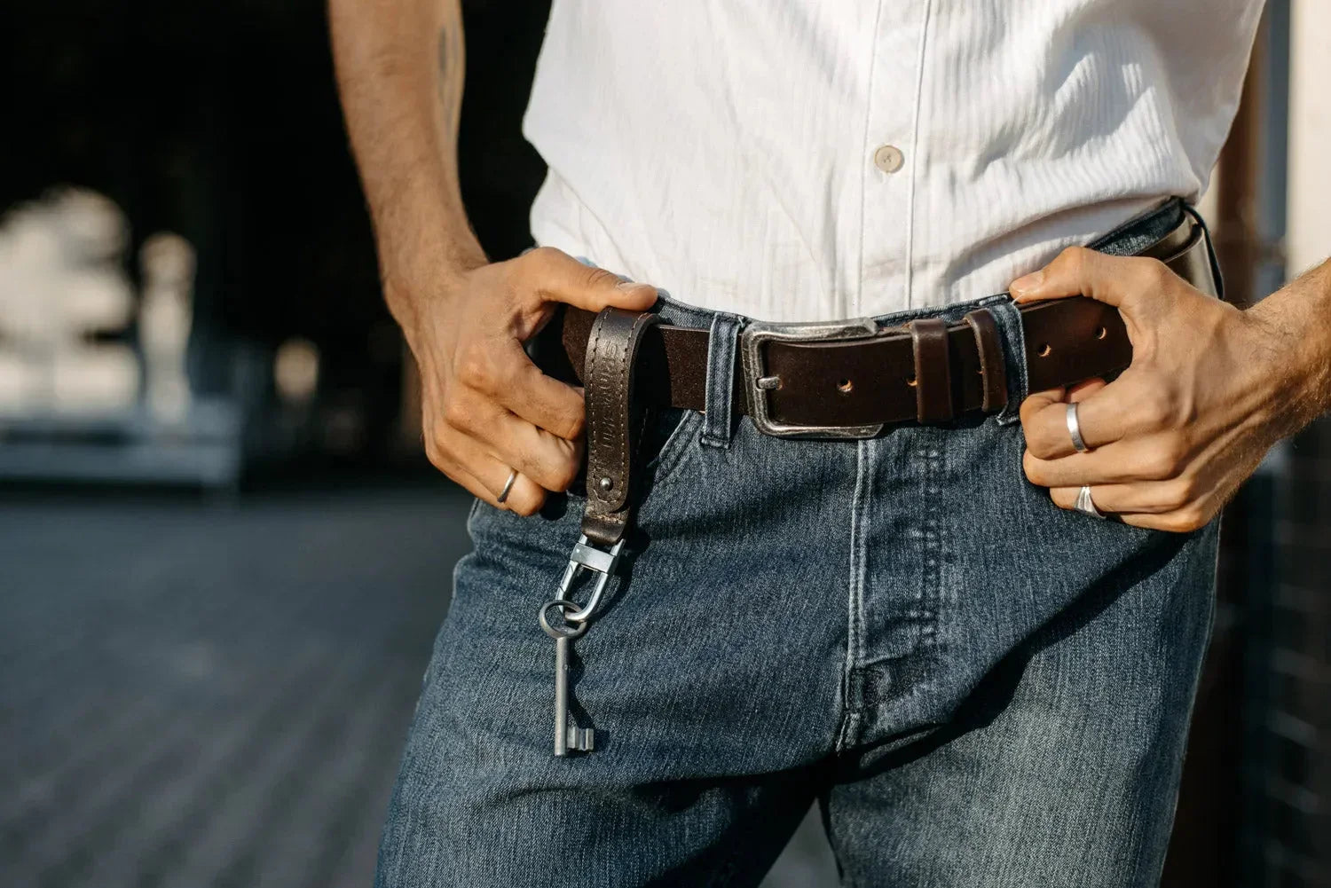 Men’s 1.5" Veg-Tanned Leather Belt with Antique Silver Buckle