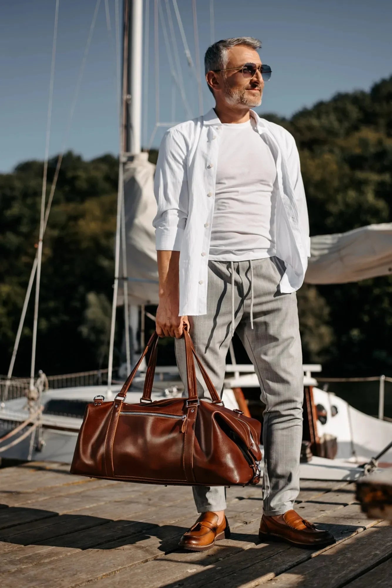 Smooth Leather Travel Bag – Men's Duffel for Weekend Getaways | Stout