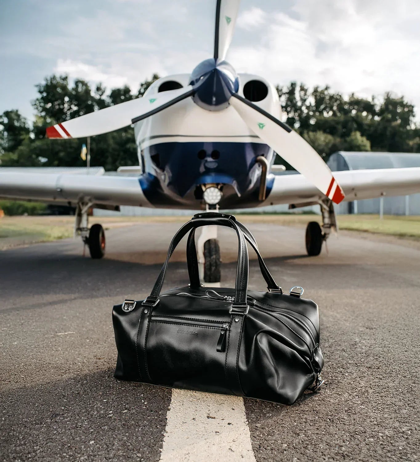 Leather Travel Set – Weekender Bag with Dopp Kit & Passport Cover & Luggage Tag Gift