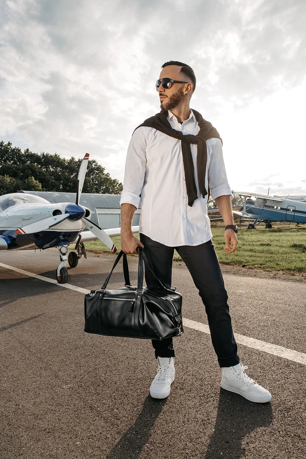 Smooth Leather Travel Bag – Men's Duffel for Weekend Getaways | Stout