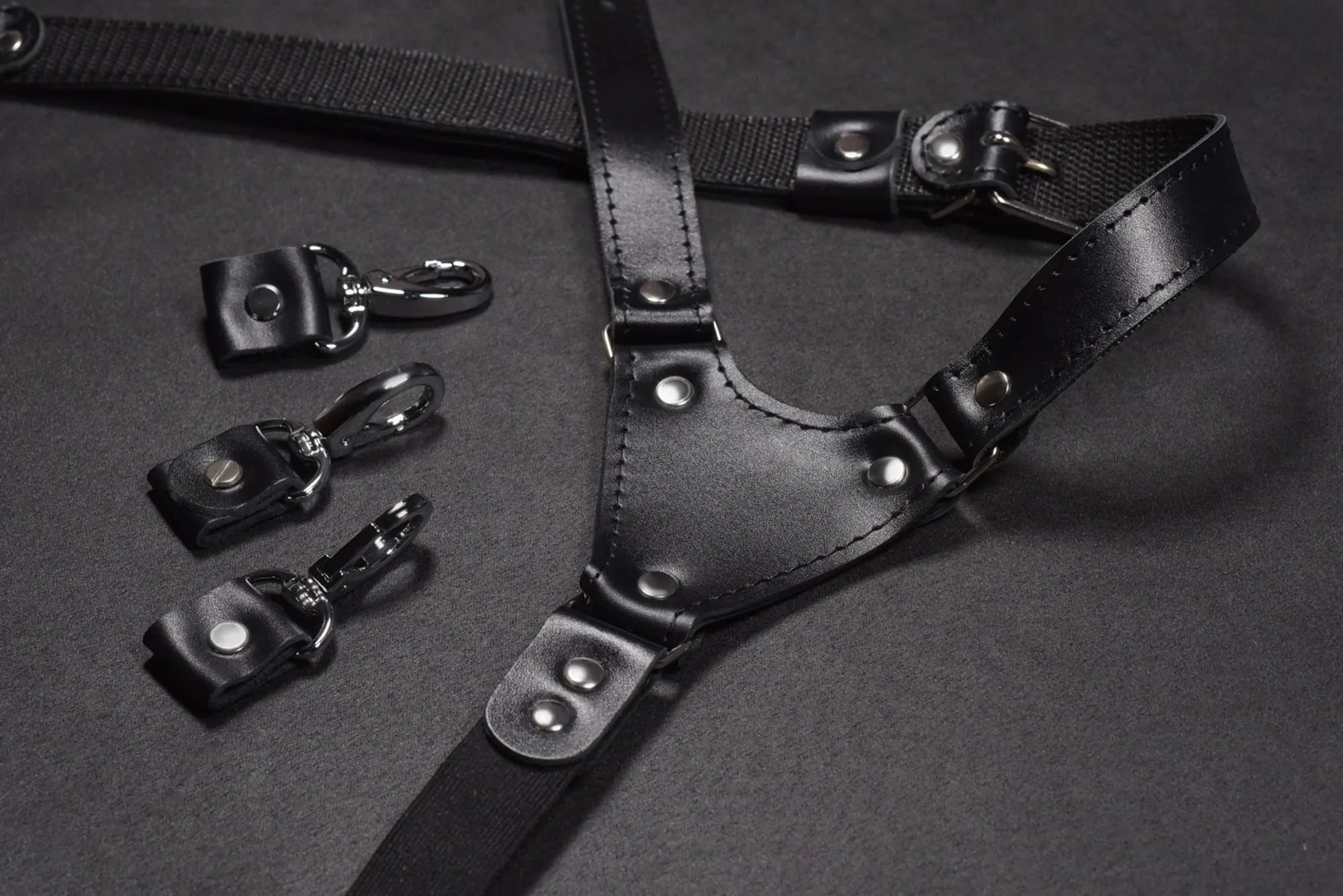 Premium Leather Braces with Buckles | Black - Wenderfarer