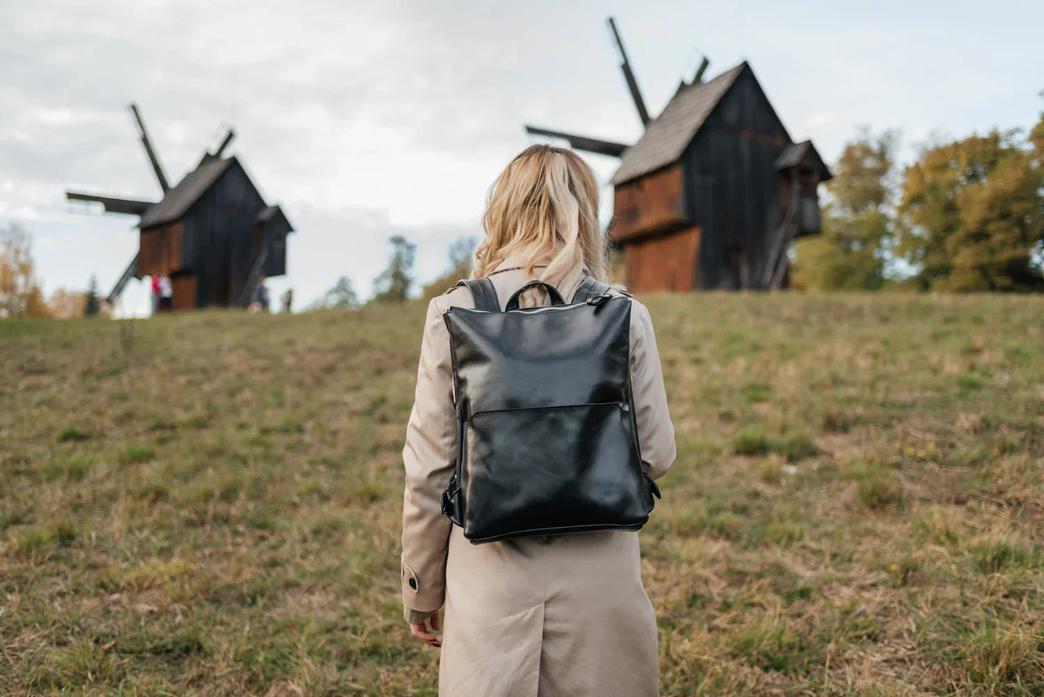 Minimalist Leather Backpack for Work & Travel | Flatrock
