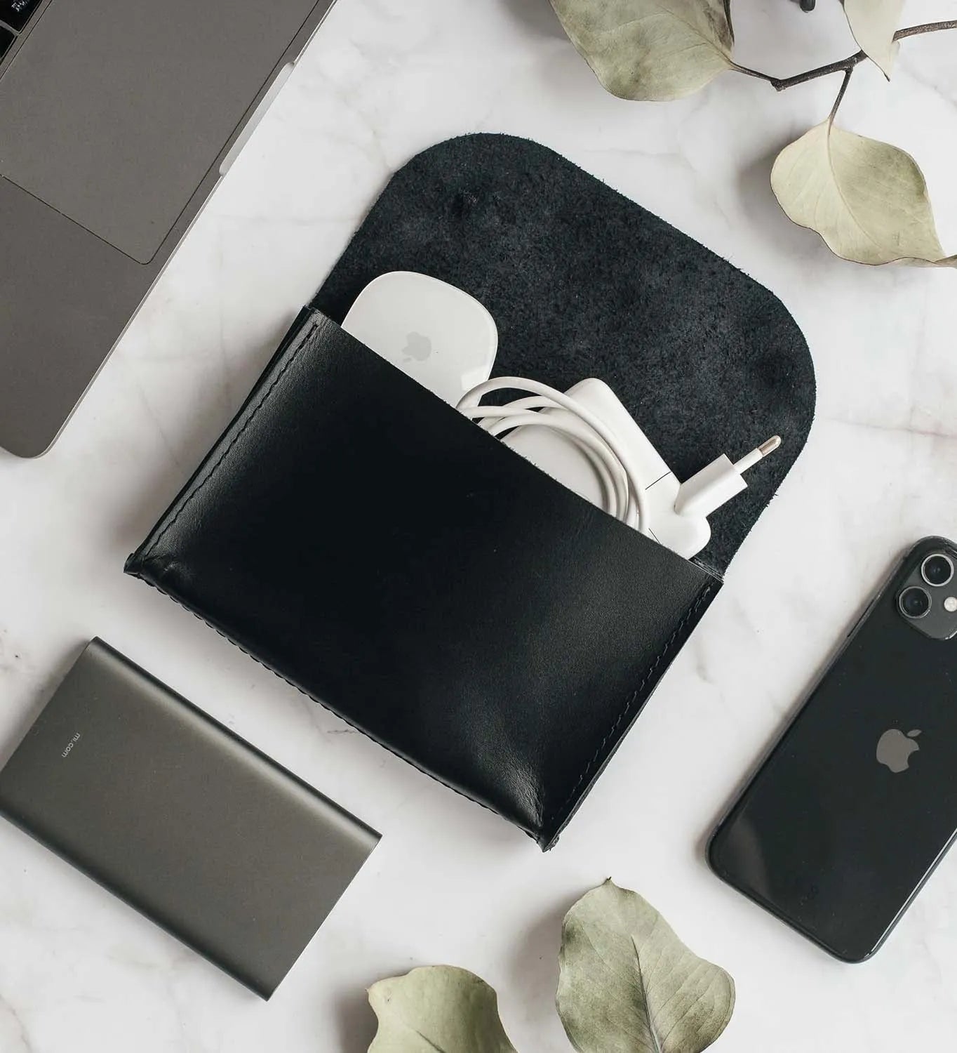 Leather Tech Pouch for Cables & Accessories | Saver