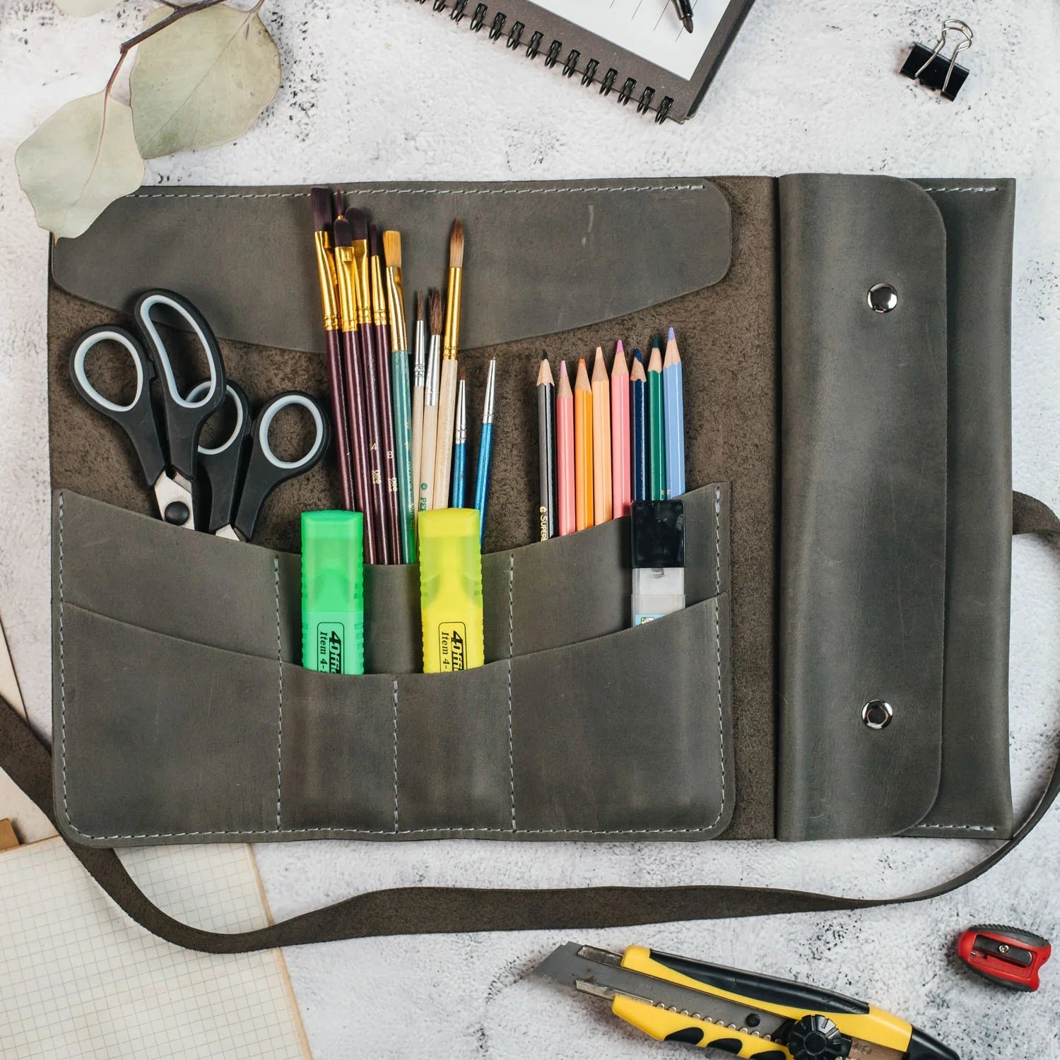 Artist’s Brush and Tool Roll – Handmade in Waxed Leather