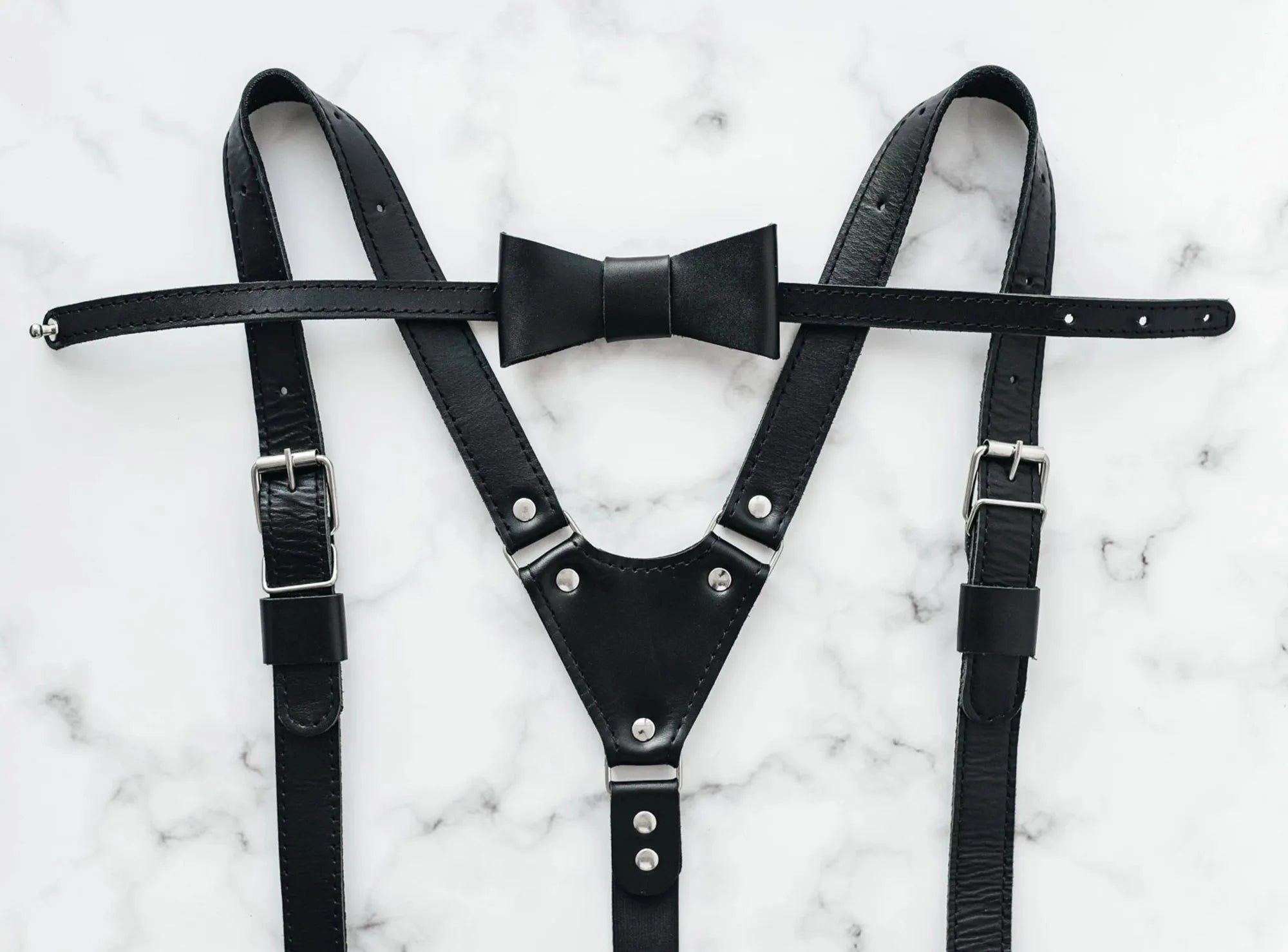 Premium Leather Braces with Buckles | Black - Wenderfarer
