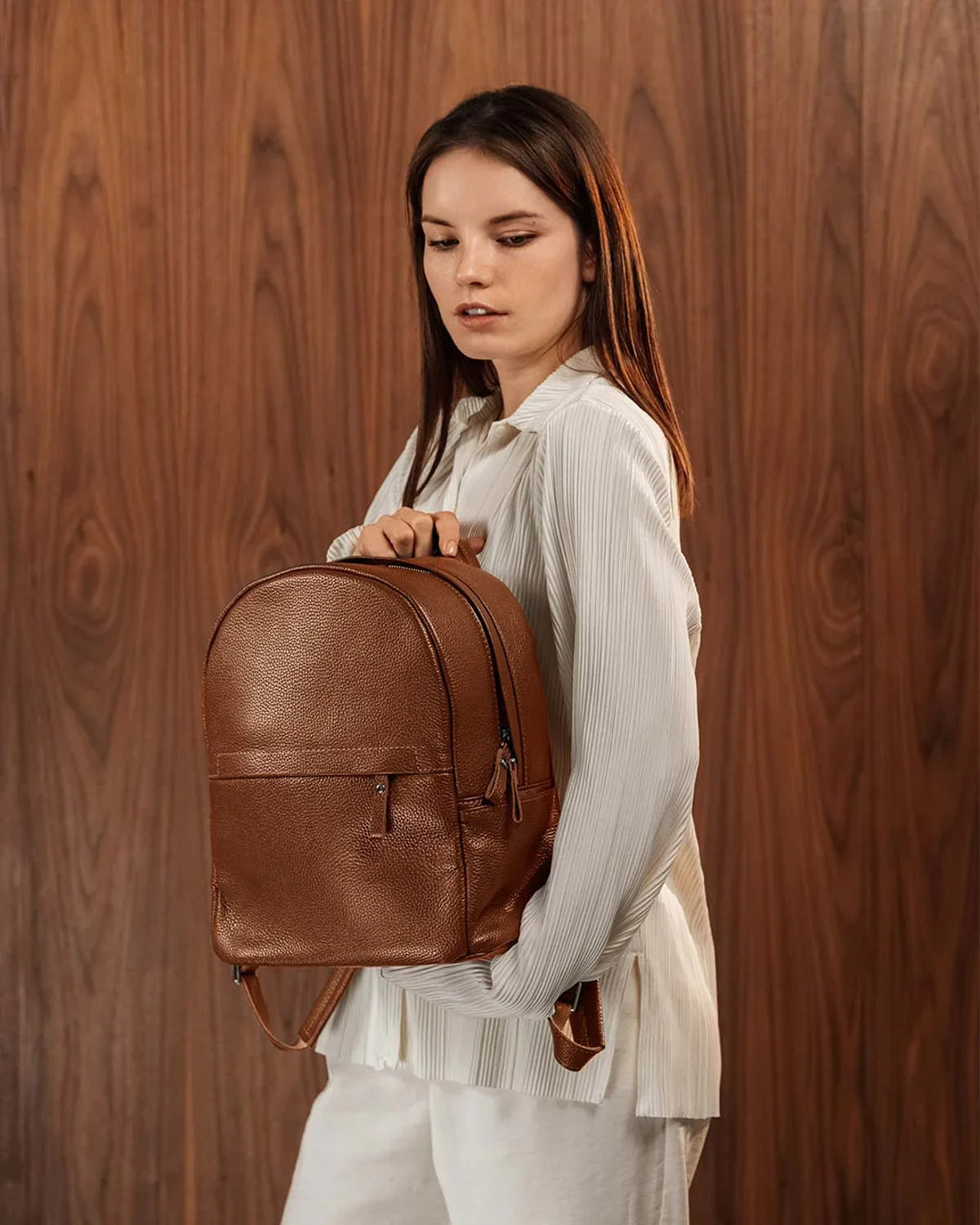 Zippered Leather Backpack for Women – Full Grain Craftsmanship