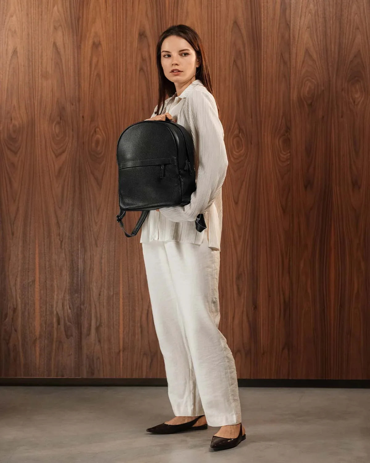 Zippered Leather Backpack for Women – Full Grain Craftsmanship