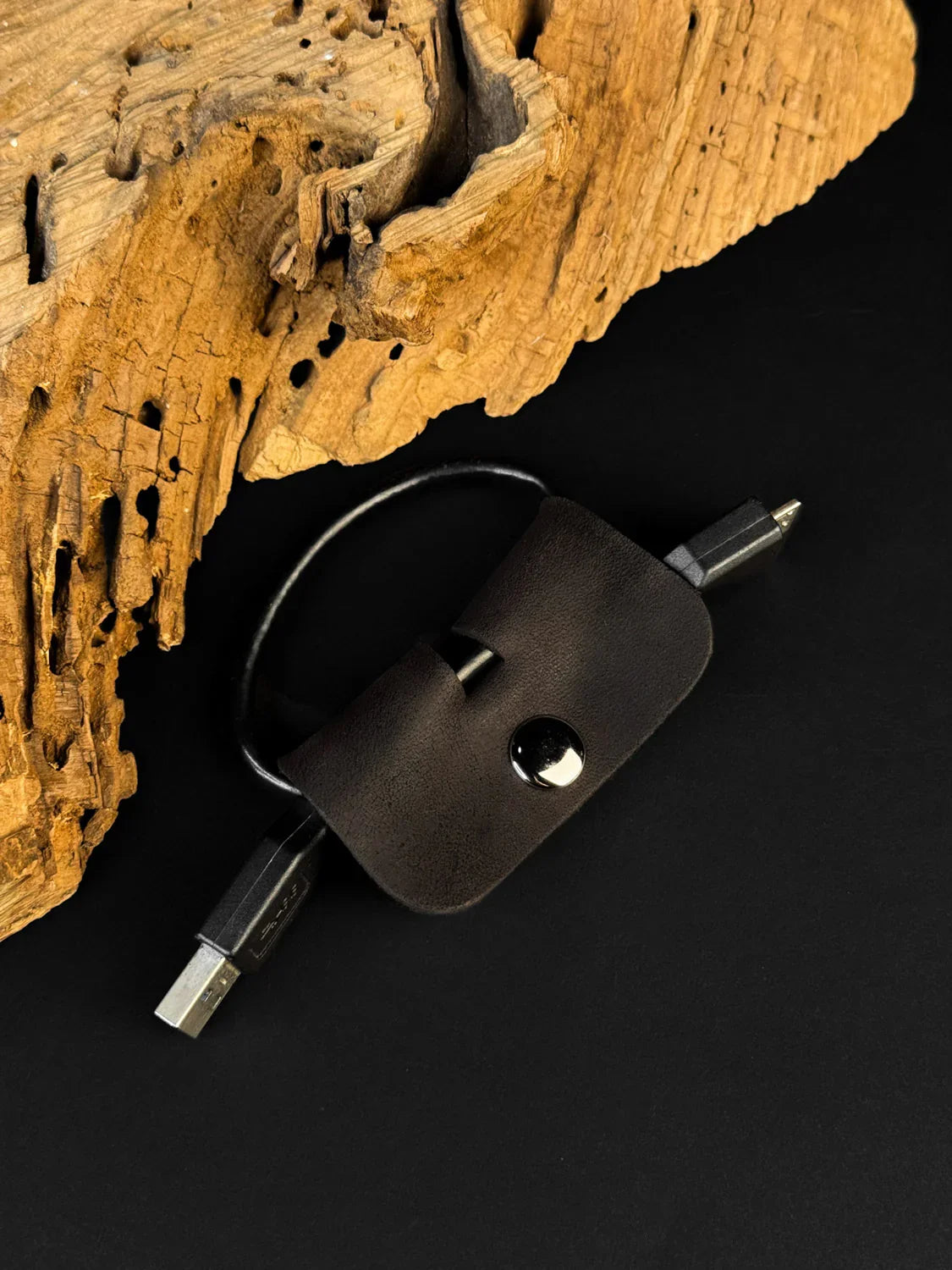 Leather Cable Clip – Wire & Cord Organizer