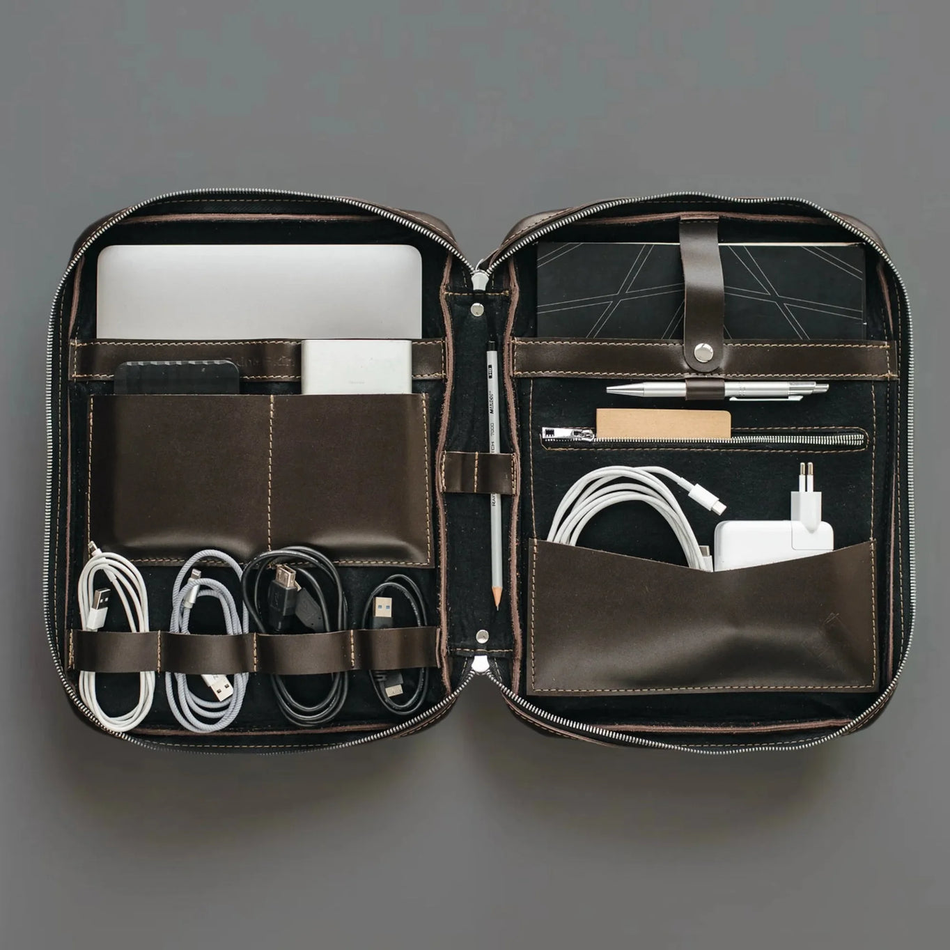 Smooth Leather A4 Folio for Laptop, Cables, Documents