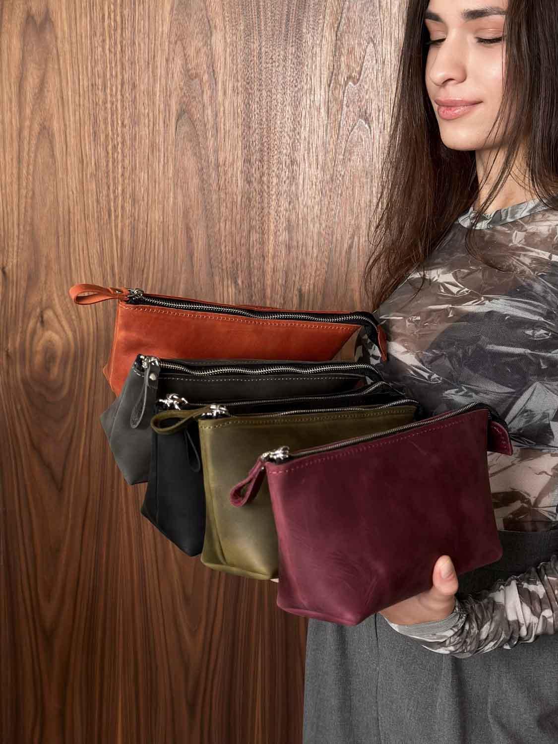 Leather Cosmetic Travel Bag – Matte Waxed Finish | Allure
