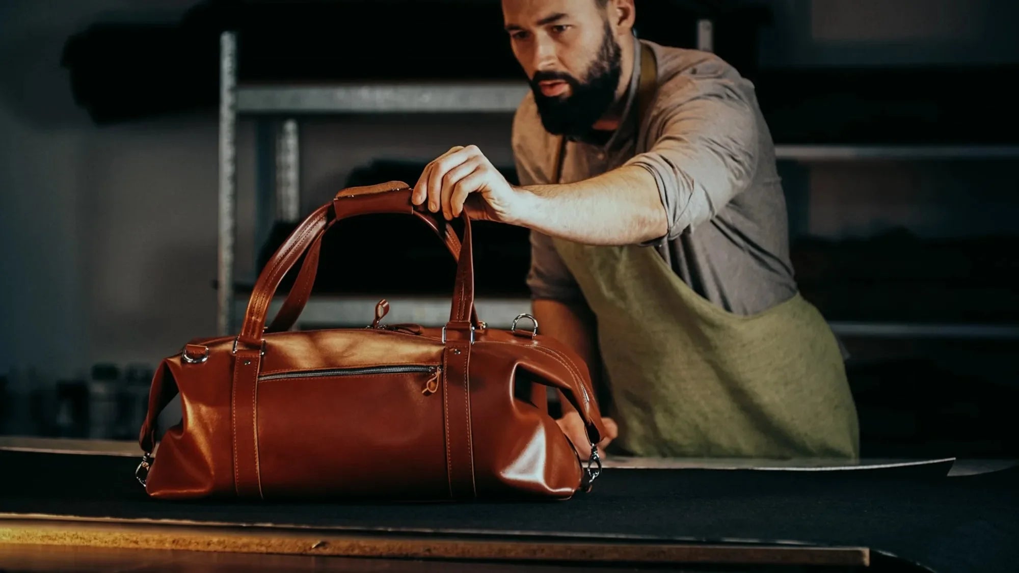 Smooth Leather Travel Bag – Men's Duffel for Weekend Getaways | Stout