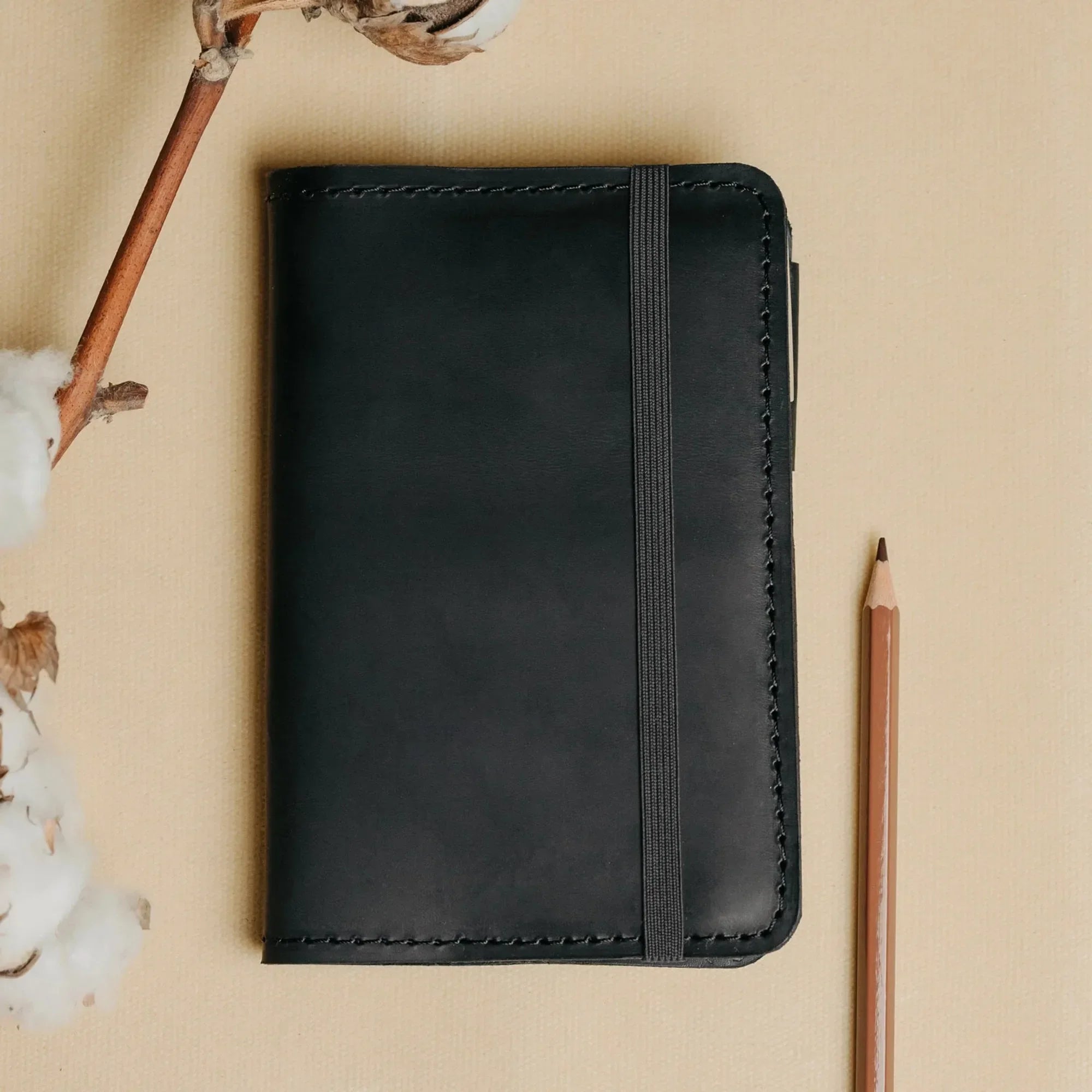 Distressed Leather Notebook cover A6, A5, B5, B6, A4 | Black - Wenderfarer