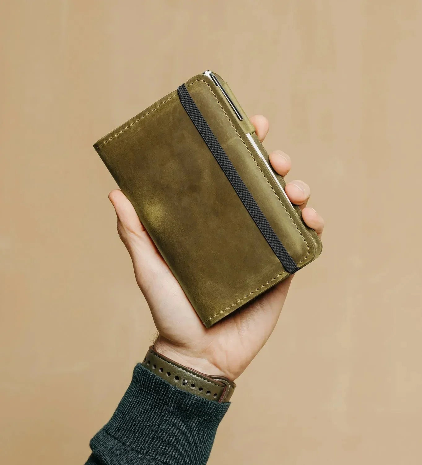 Distressed Leather Journal Cover – A6/A5/A4, Elastic + Pen Loop