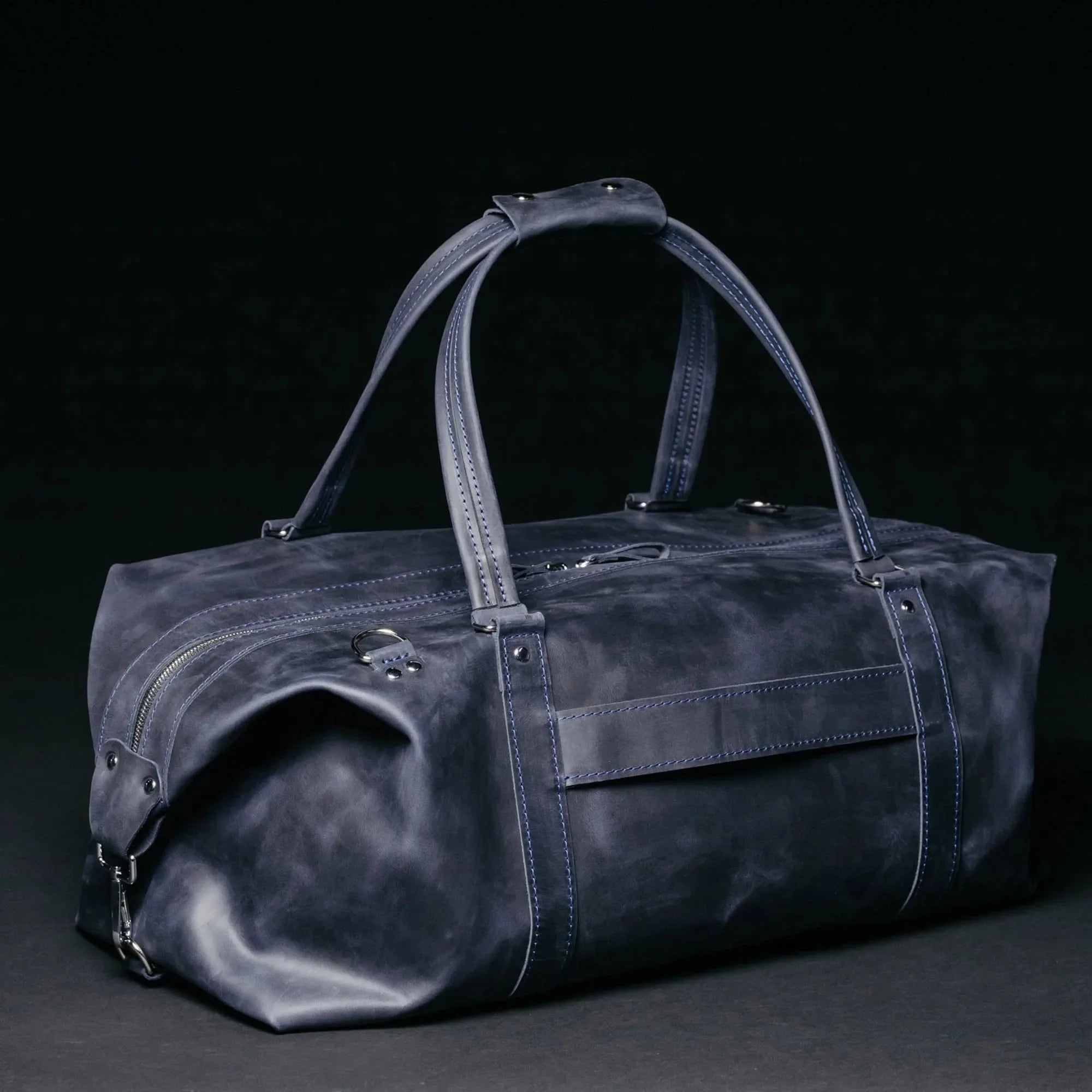 Handmade Distressed Leather Duffel – Travel Bag for Men | Stout M/L