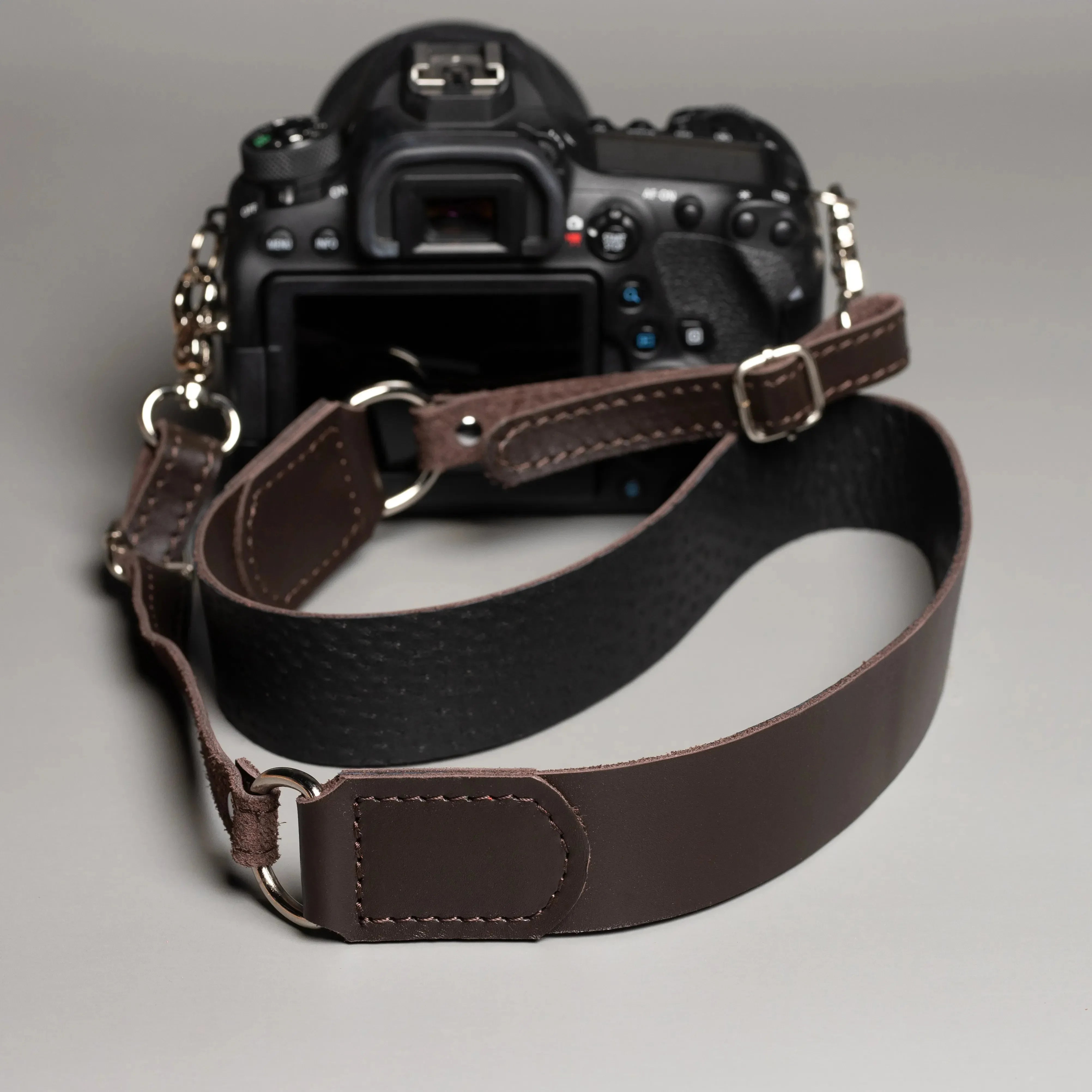 Leather Camera Neck Strap – Adjustable for DSLR & Mirrorless Cameras