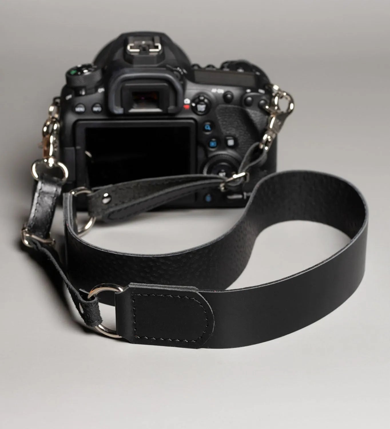 Leather Camera Neck Strap – Adjustable for DSLR & Mirrorless Cameras