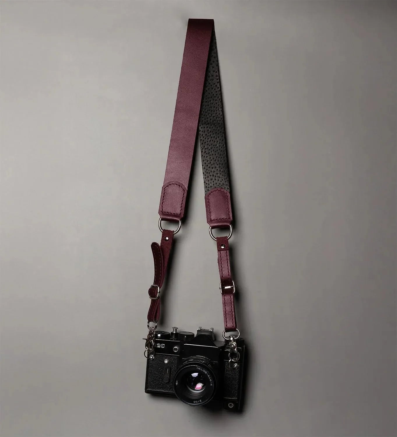 Leather Camera Neck Strap – Adjustable for DSLR & Mirrorless Cameras