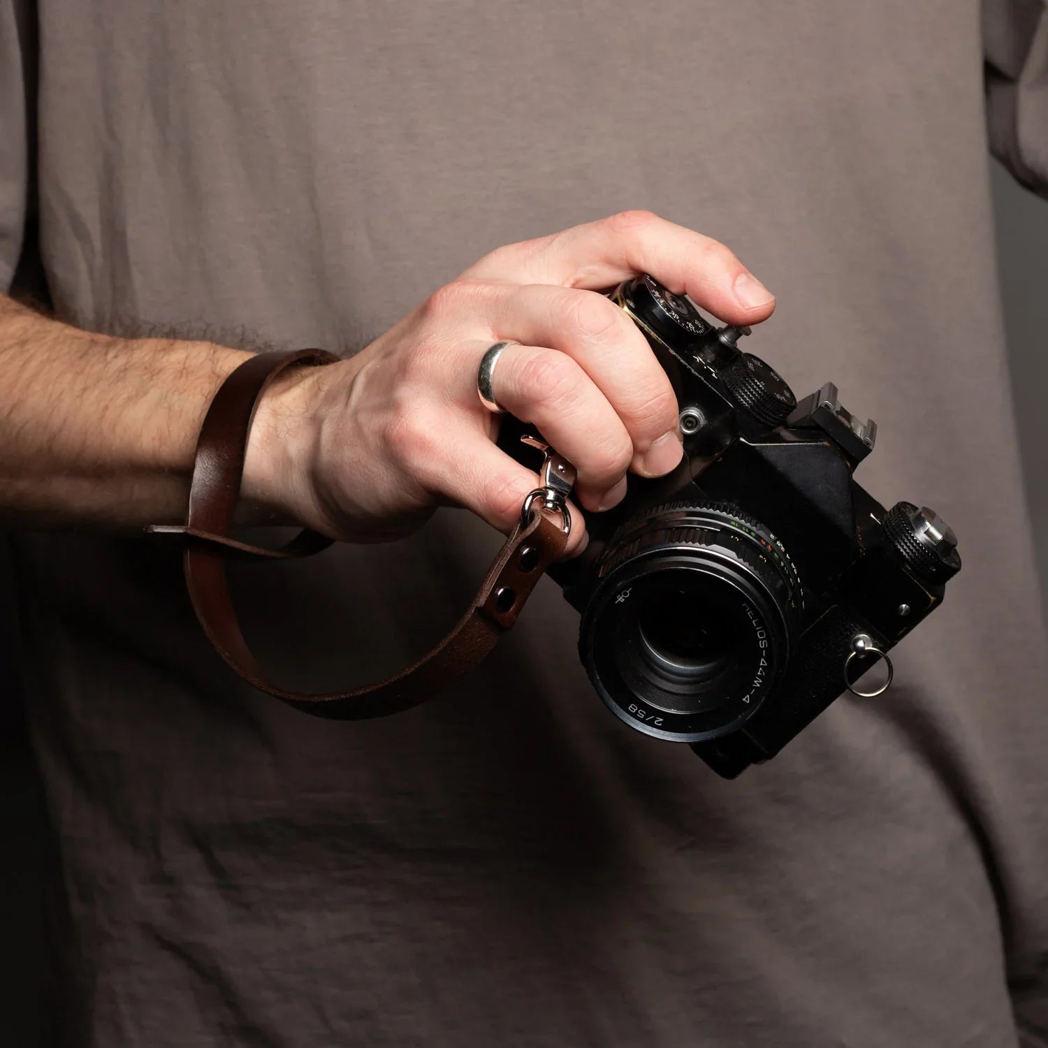 Vegetable Tanned Leather Wrist Strap – For DSLR & Mirrorless