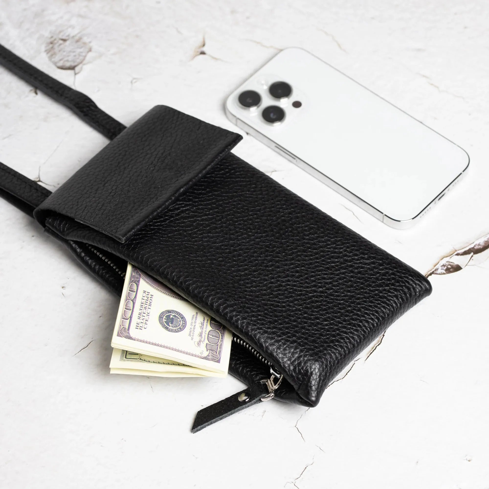 Full grain Leather Phone Bag | Graini Black - Wenderfarer