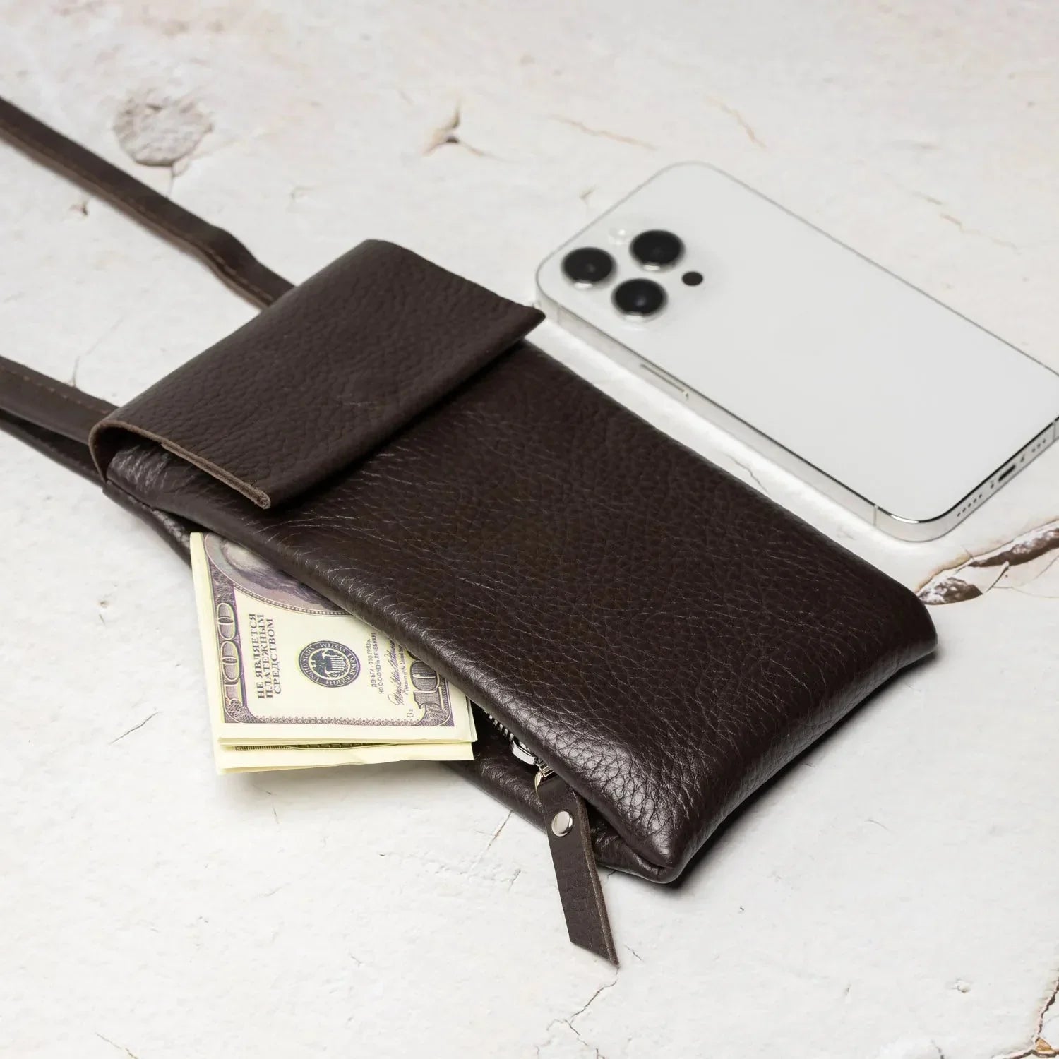 Minimalist Phone Pouch – Grainy Leather Crossbody Bag