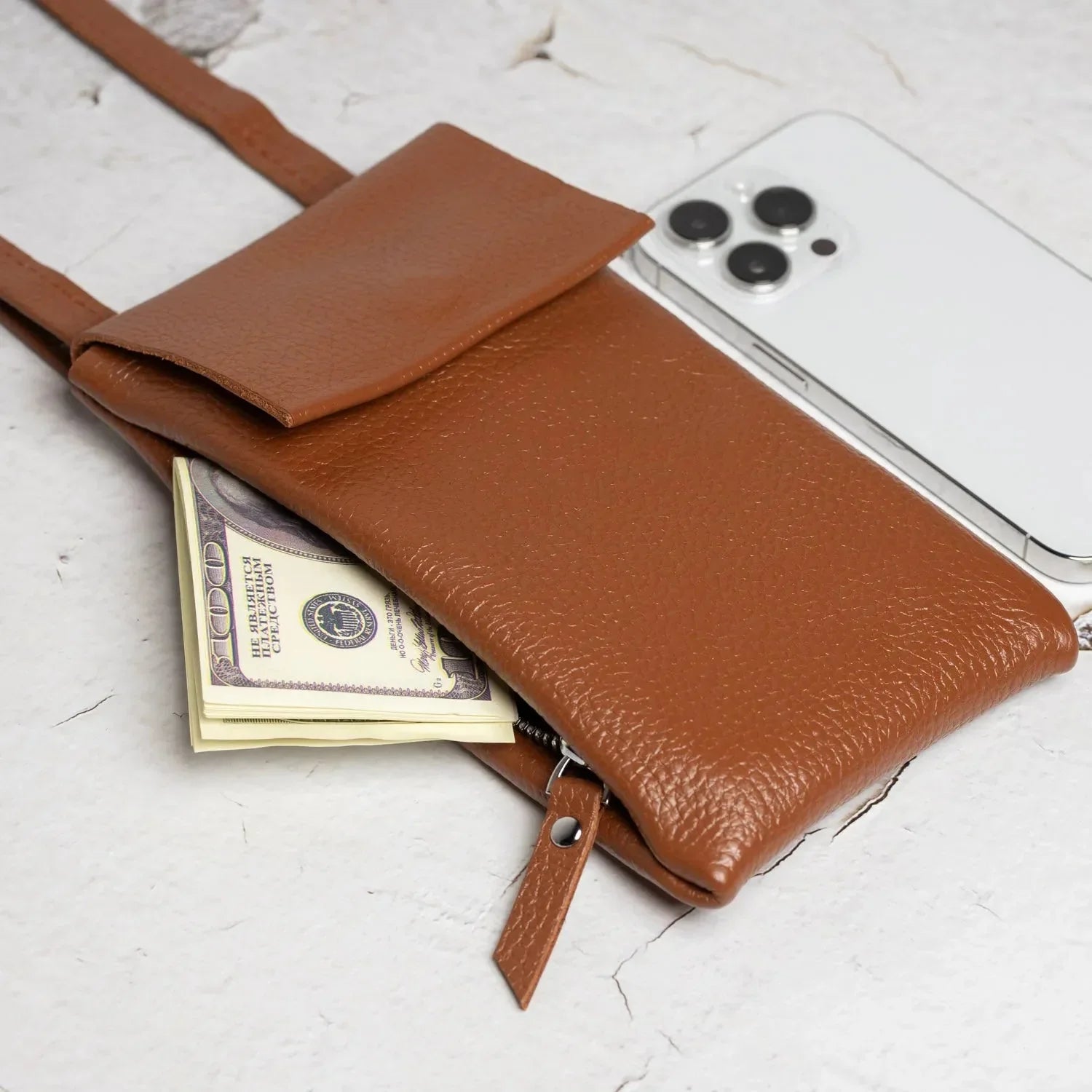 Minimalist Phone Pouch – Grainy Leather Crossbody Bag
