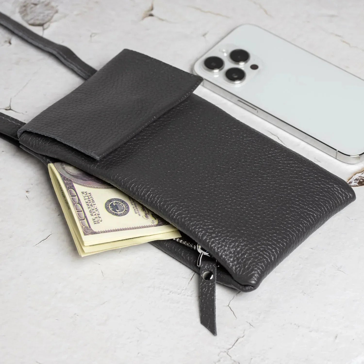 Minimalist Phone Pouch – Grainy Leather Crossbody Bag
