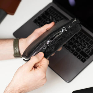 Leather Tech Organizer for Daily Use | Grainy Black - Wenderfarer