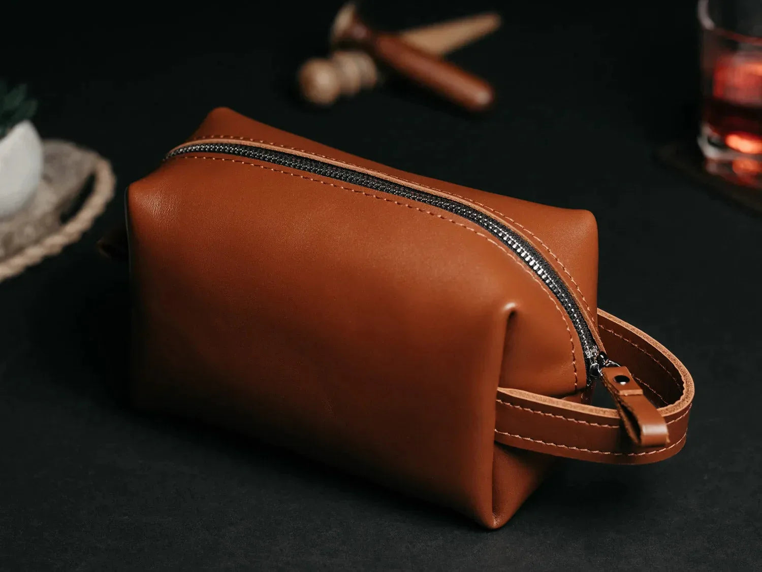 Smooth Leather Dopp Kit – Travel Toiletry Bag for Men