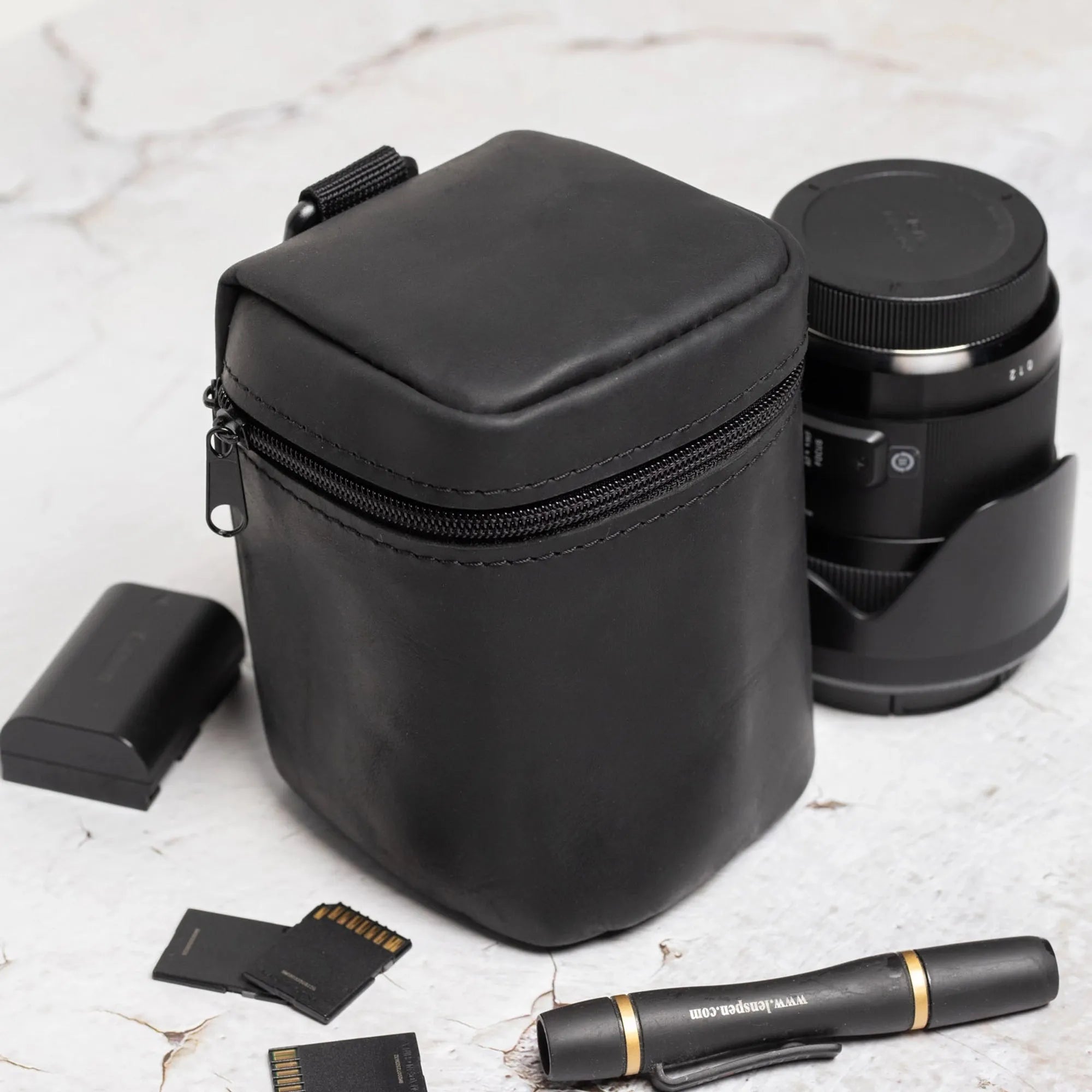 Distressed Leather Camera Lens Pouch | Black - Wenderfarer