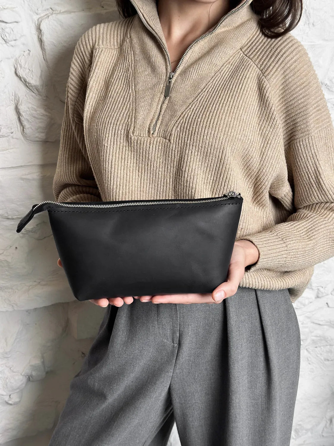 Full grain Leather Makeup Bag - Allure | Matte Black - Wenderfarer