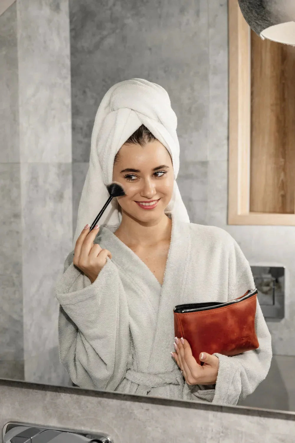 Leather Cosmetic Travel Bag – Matte Waxed Finish | Allure