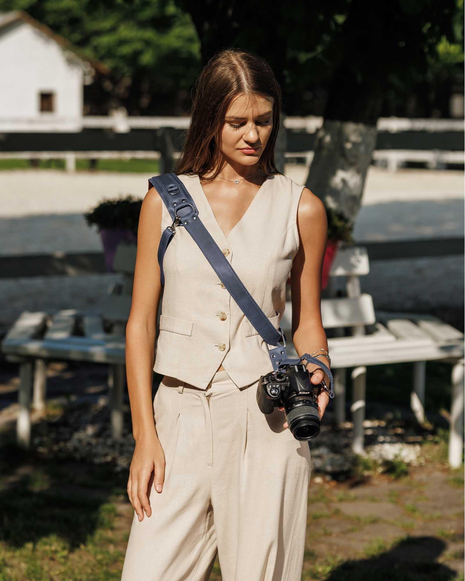 Leather Camera Harness – Adjustable Single Strap | Mono