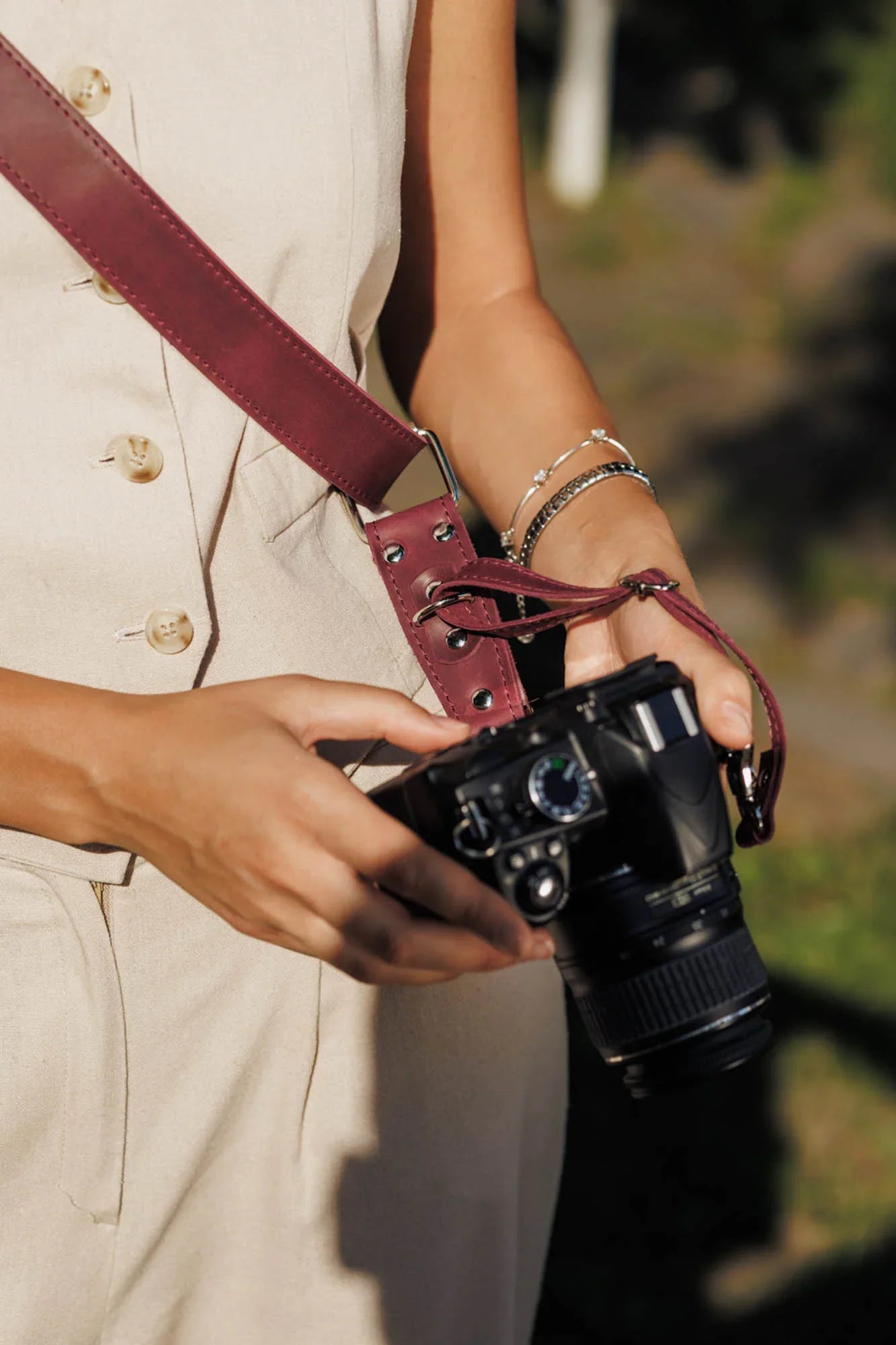 Leather Camera Harness – Adjustable Single Strap | Mono