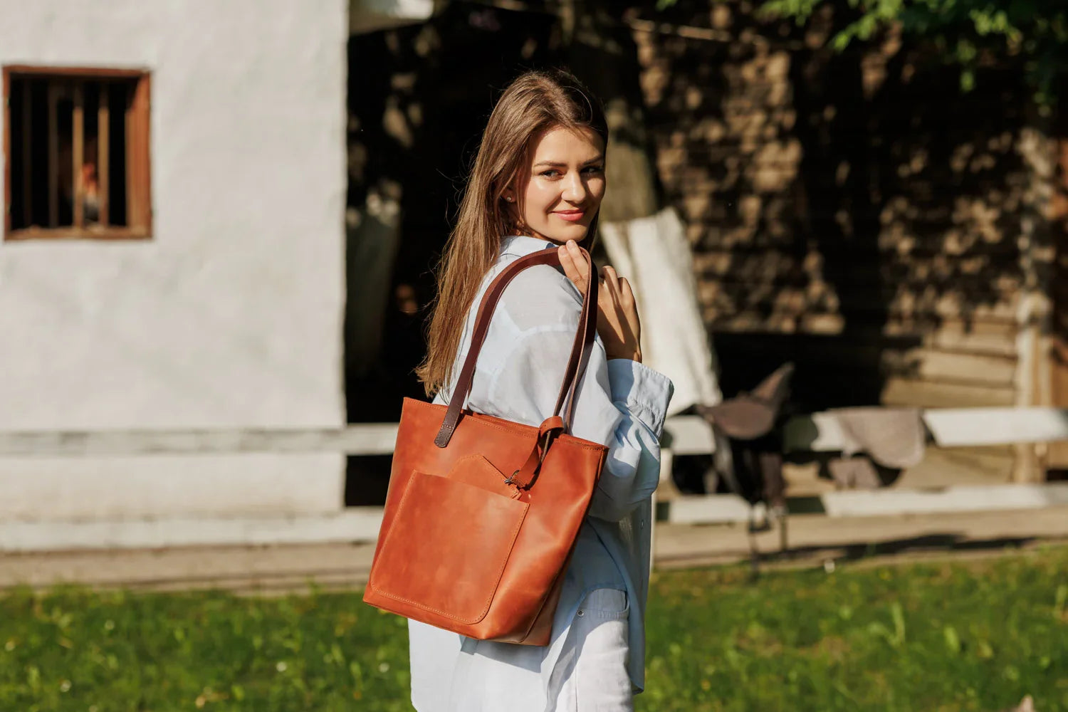Distressed Cowhide Leather Tote Bag with Removable Pouch