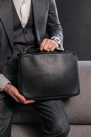 Grainy Leather Tech Organizer A4 Folio